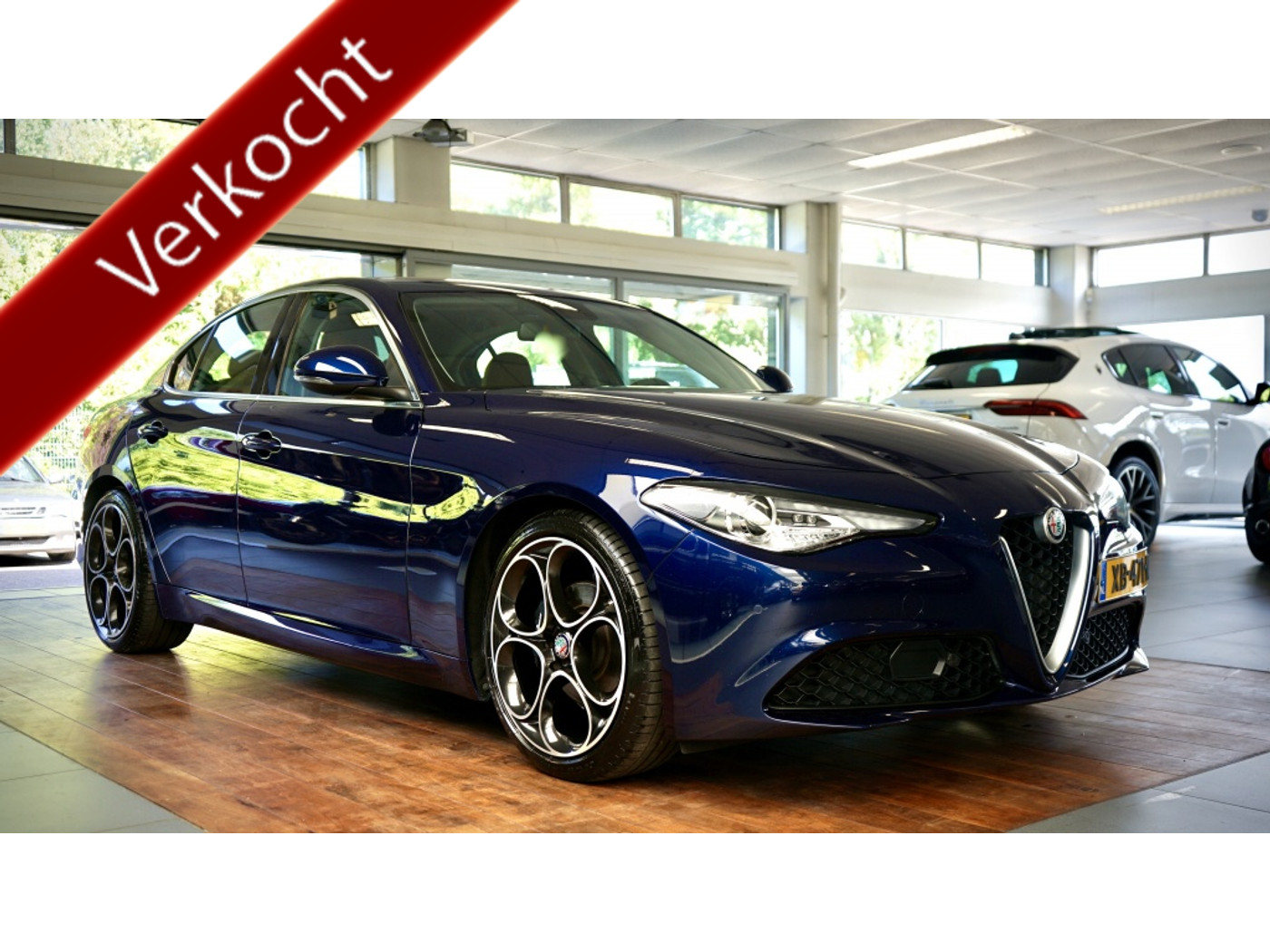 Alfa Romeo Giulia 2.0T Super | 300 pk | Sportuitlaat | Flippers | Veloce int | 2018 - voorkant