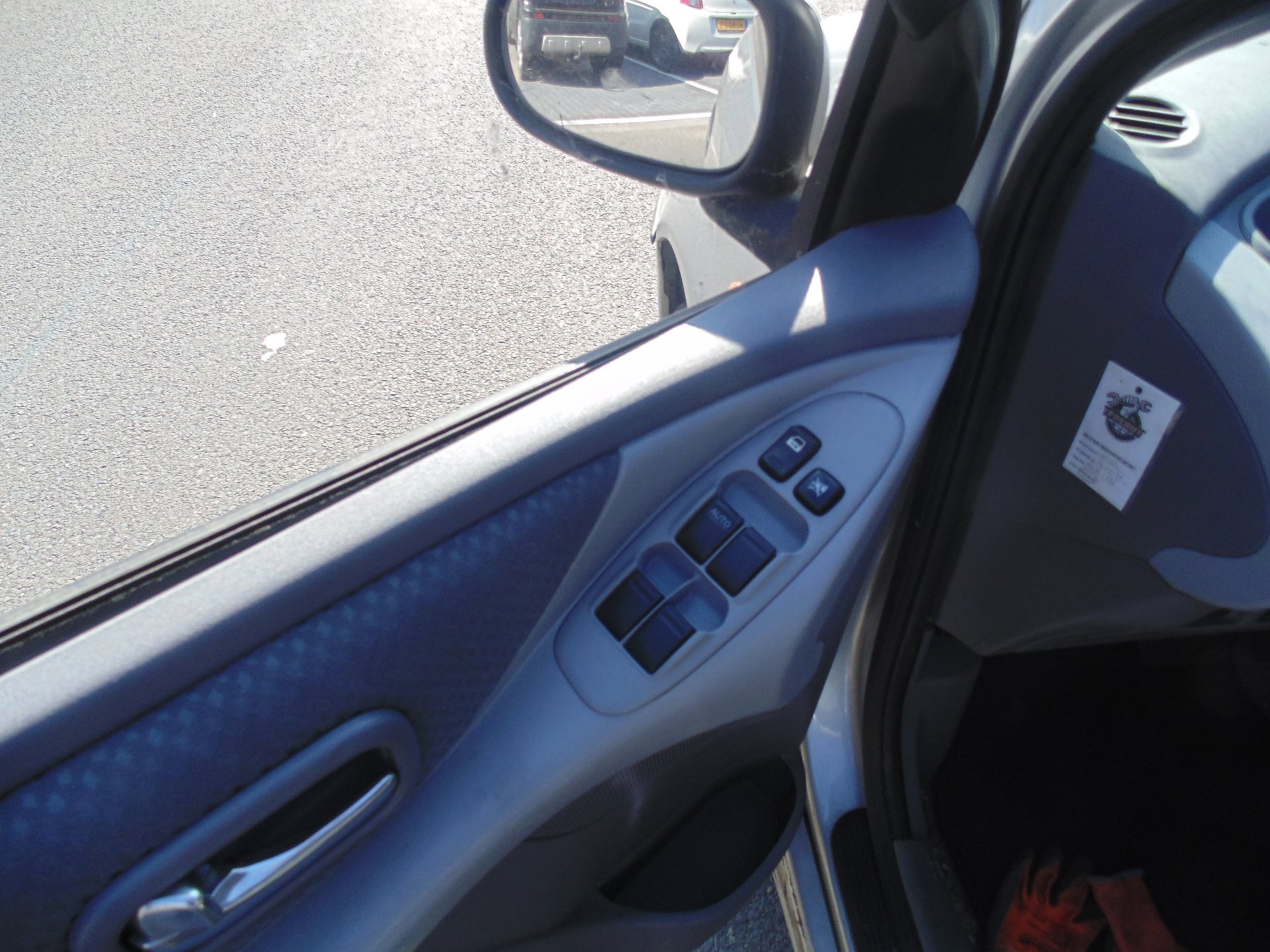 Foto van Nissan Nissan Almera Tino