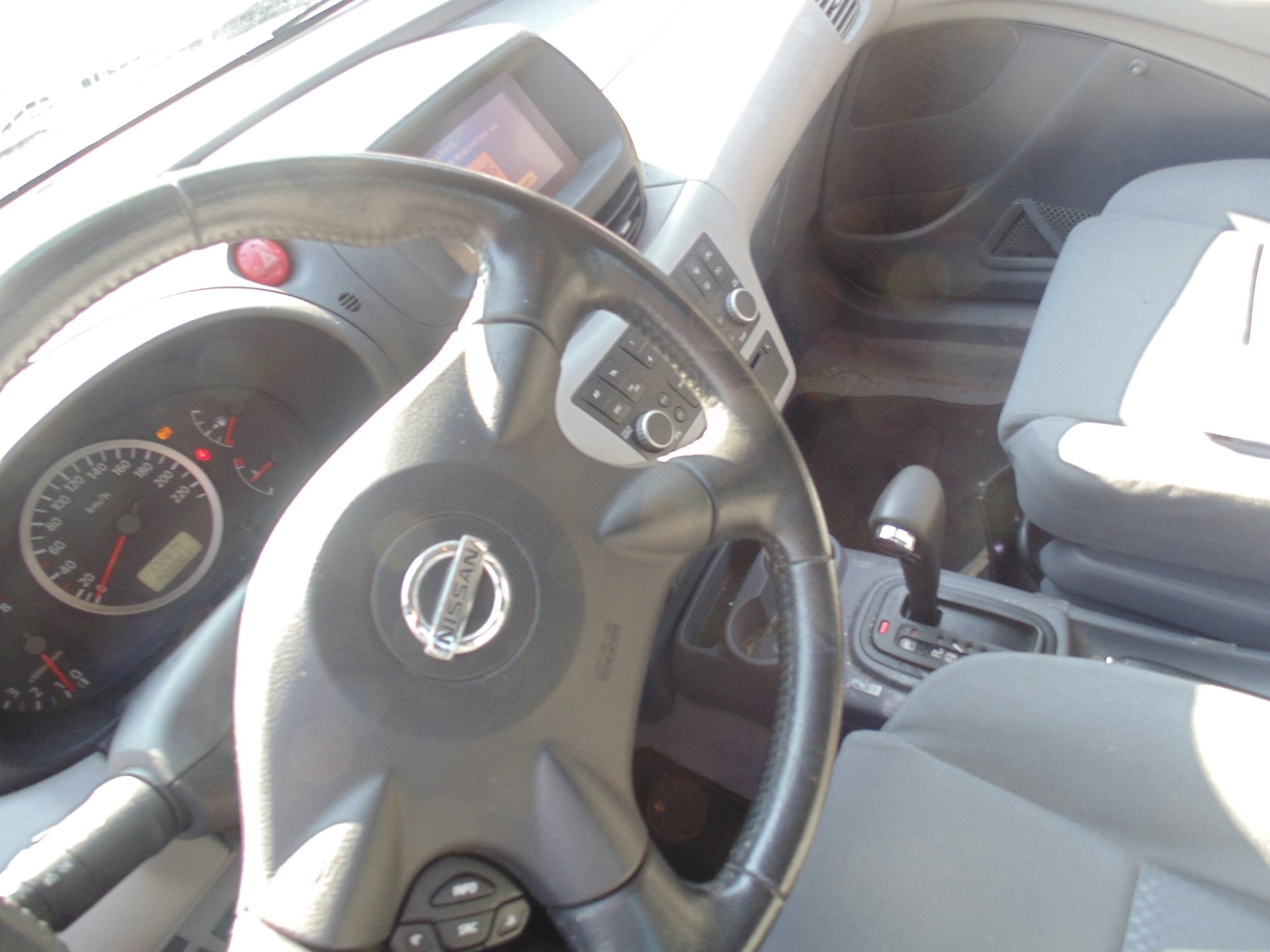 Foto van Nissan Nissan Almera Tino