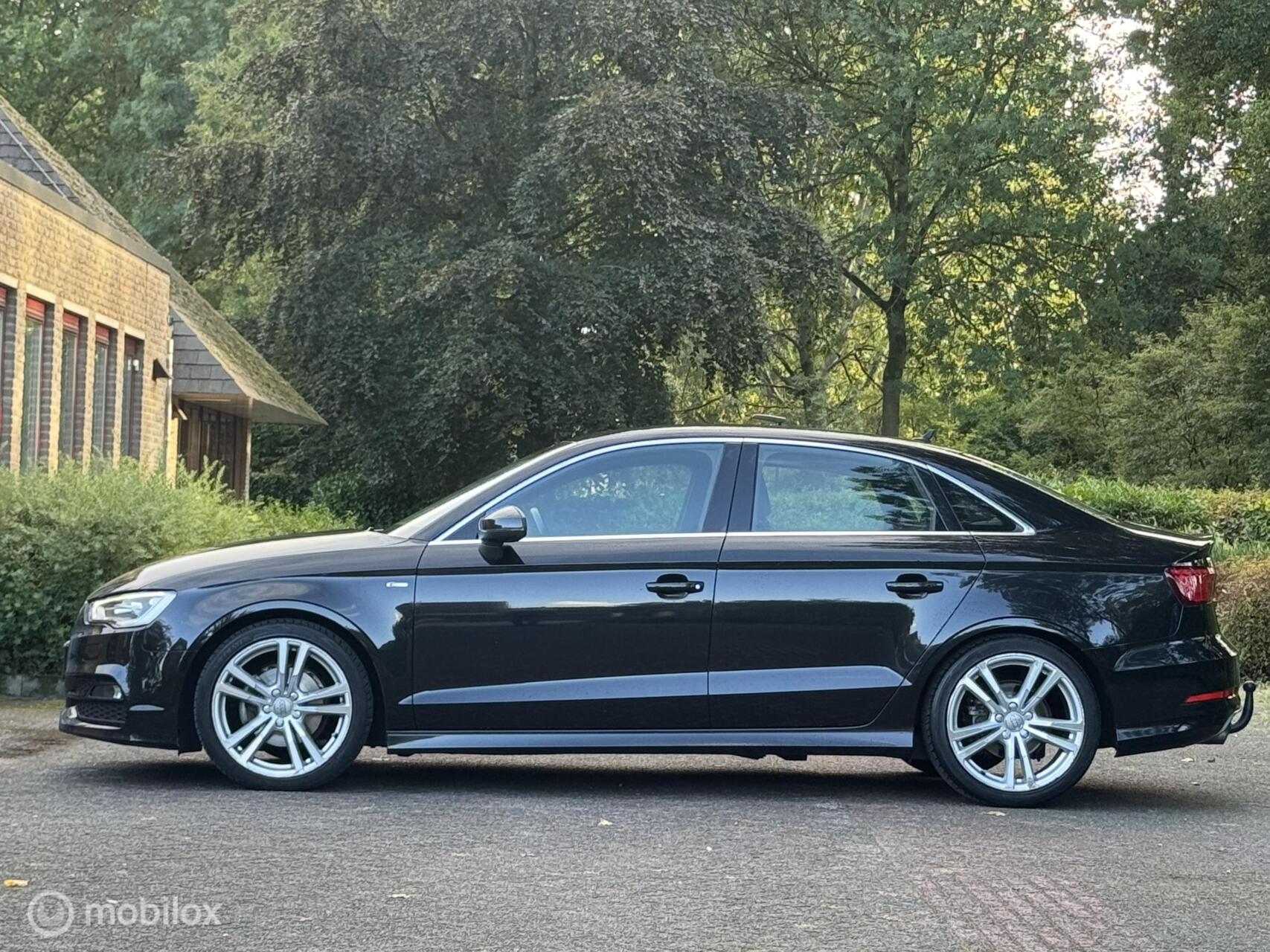 Foto van Audi A3 Limousine