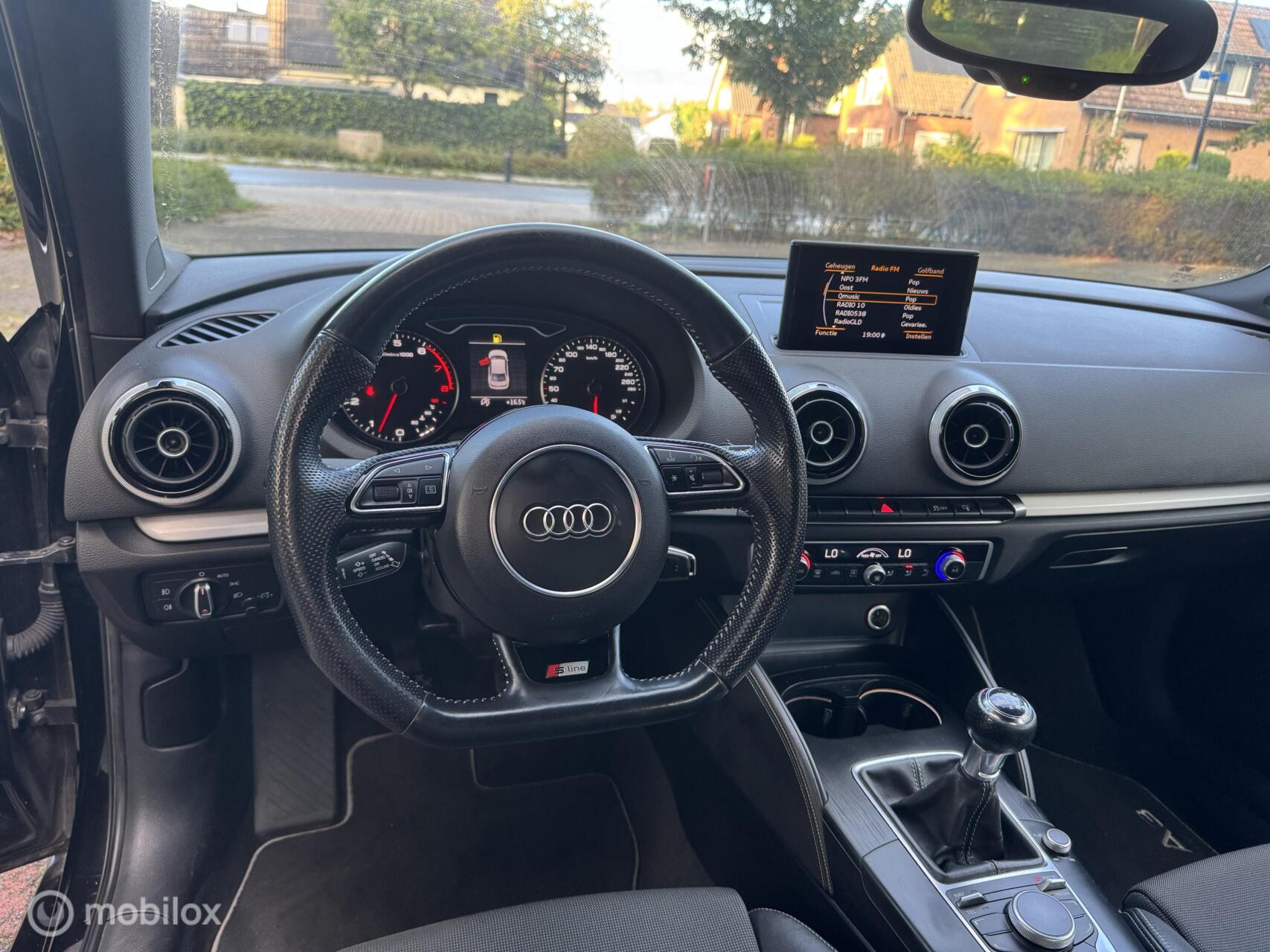 Foto van Audi A3 Limousine