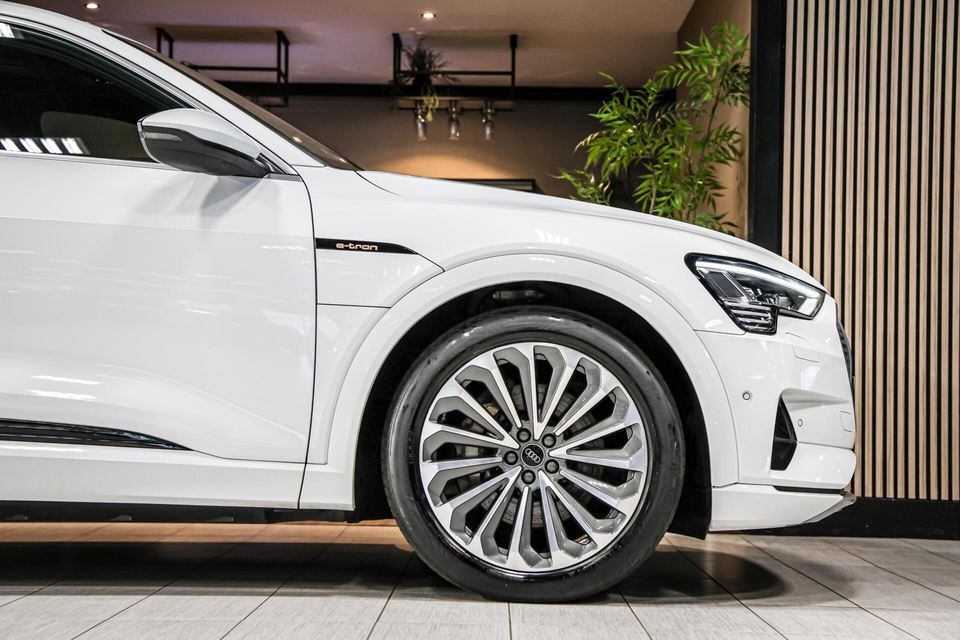 Foto van Audi E-tron Sportback 50