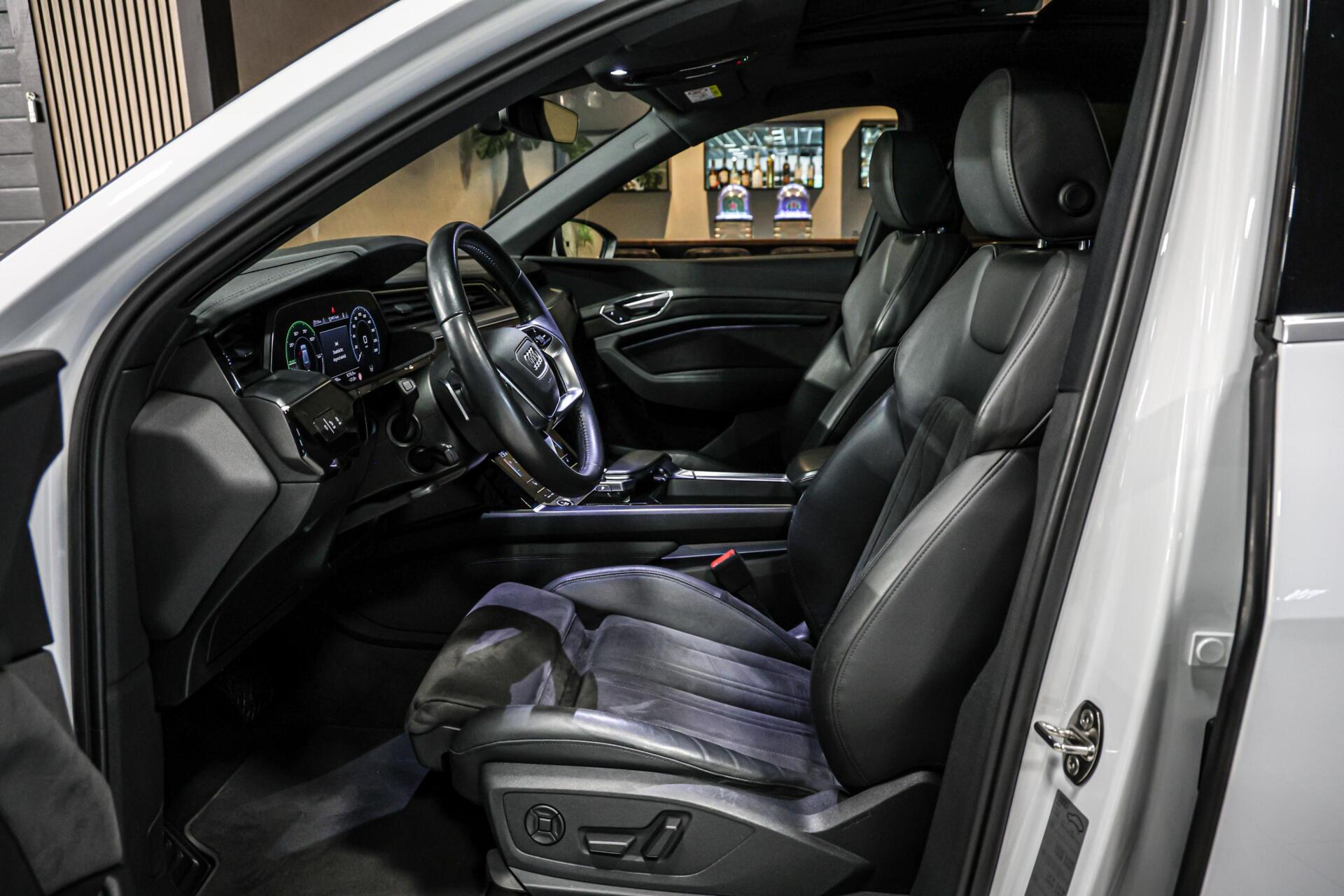 Foto van Audi E-tron Sportback 50