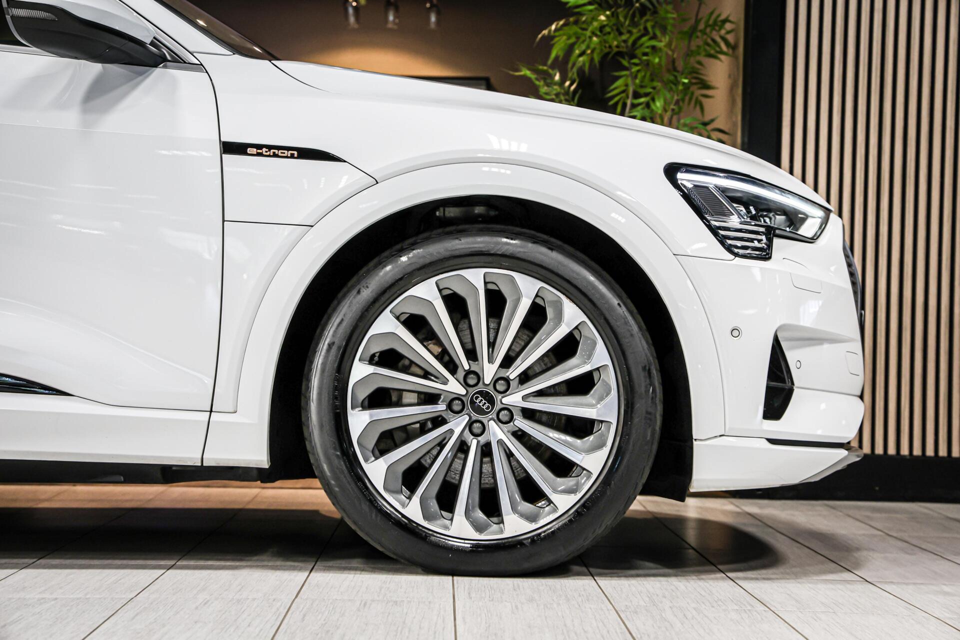 Foto van Audi E-tron Sportback 50
