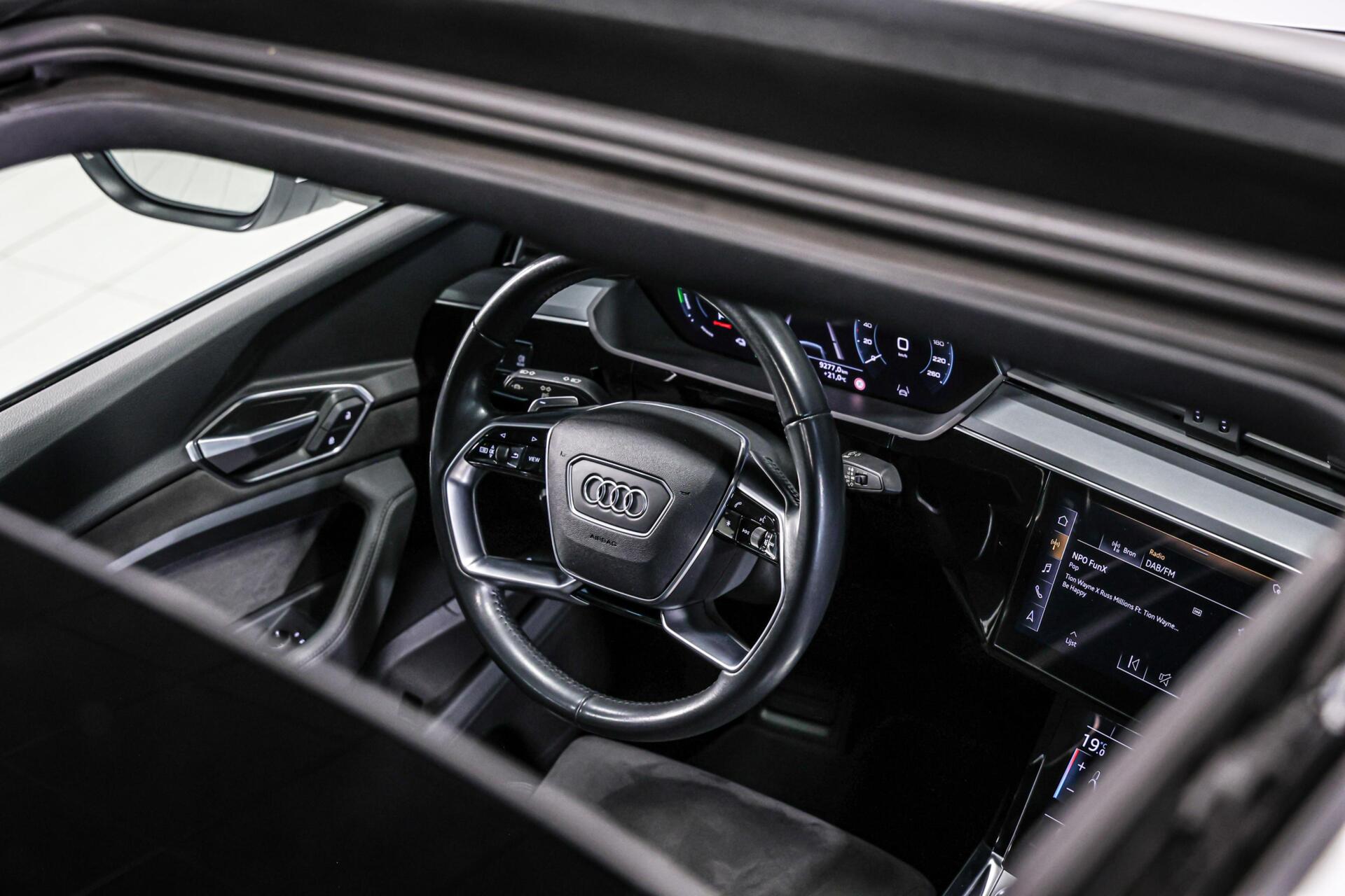 Foto van Audi E-tron Sportback 50