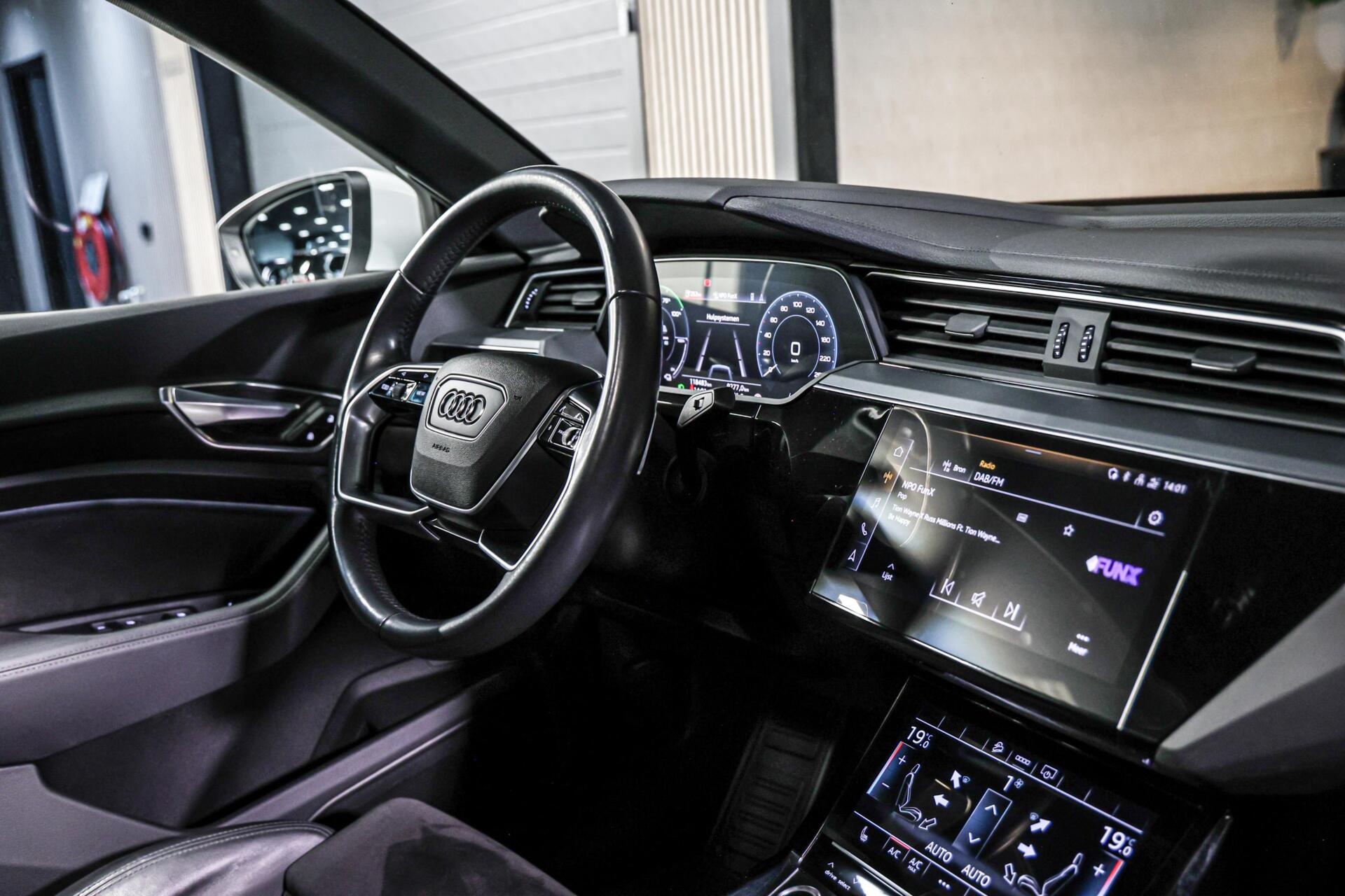 Foto van Audi E-tron Sportback 50