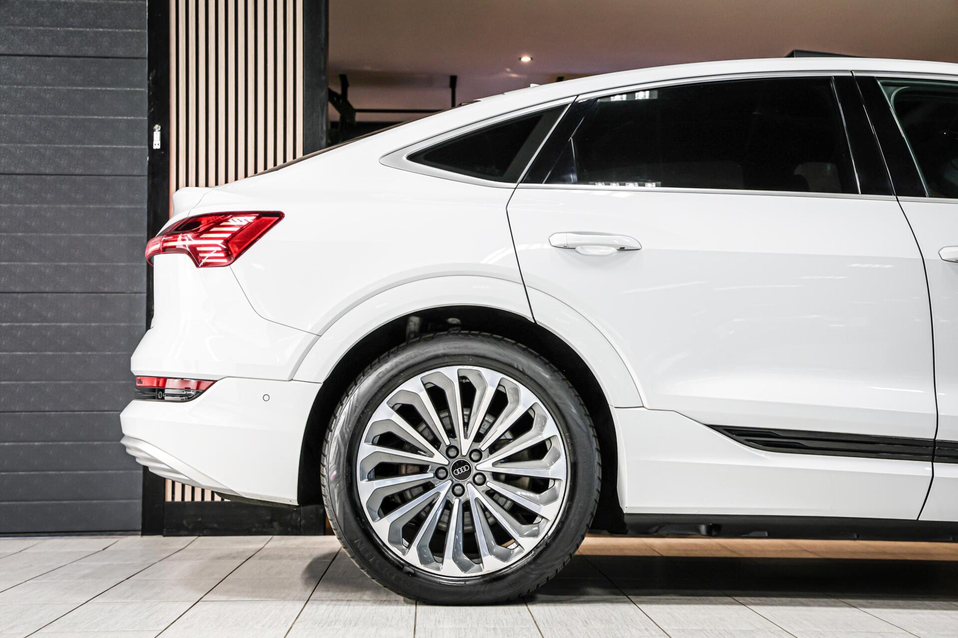 Foto van Audi E-tron Sportback 50