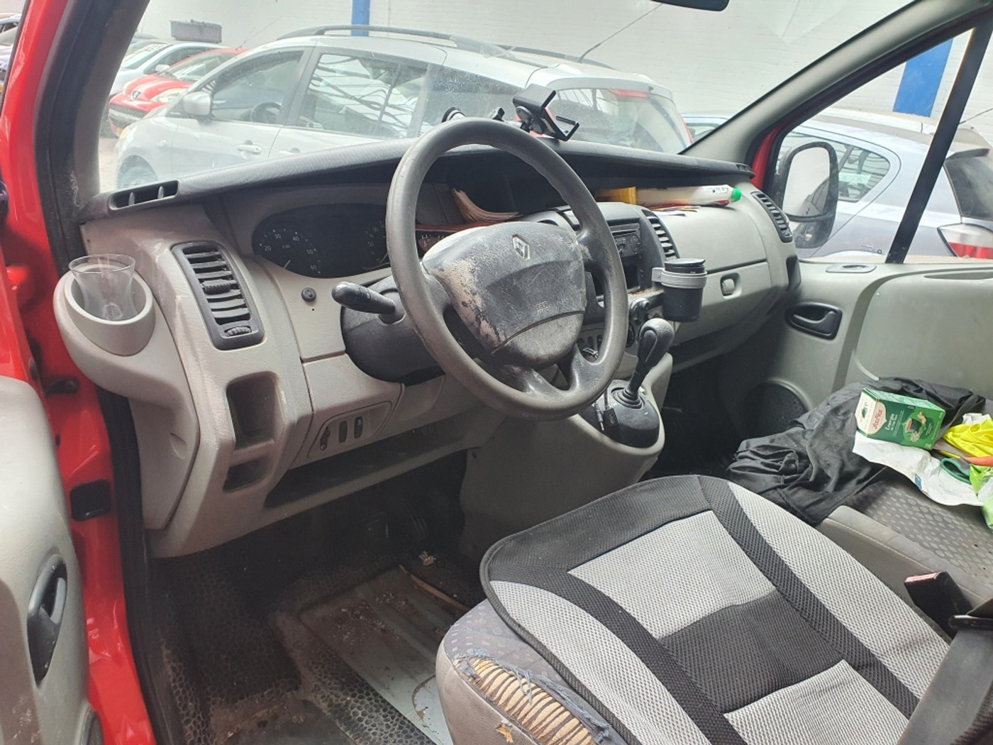 Foto van Renault Trafic T29 L2/h1 2.0 Dci Q 84kw E4
