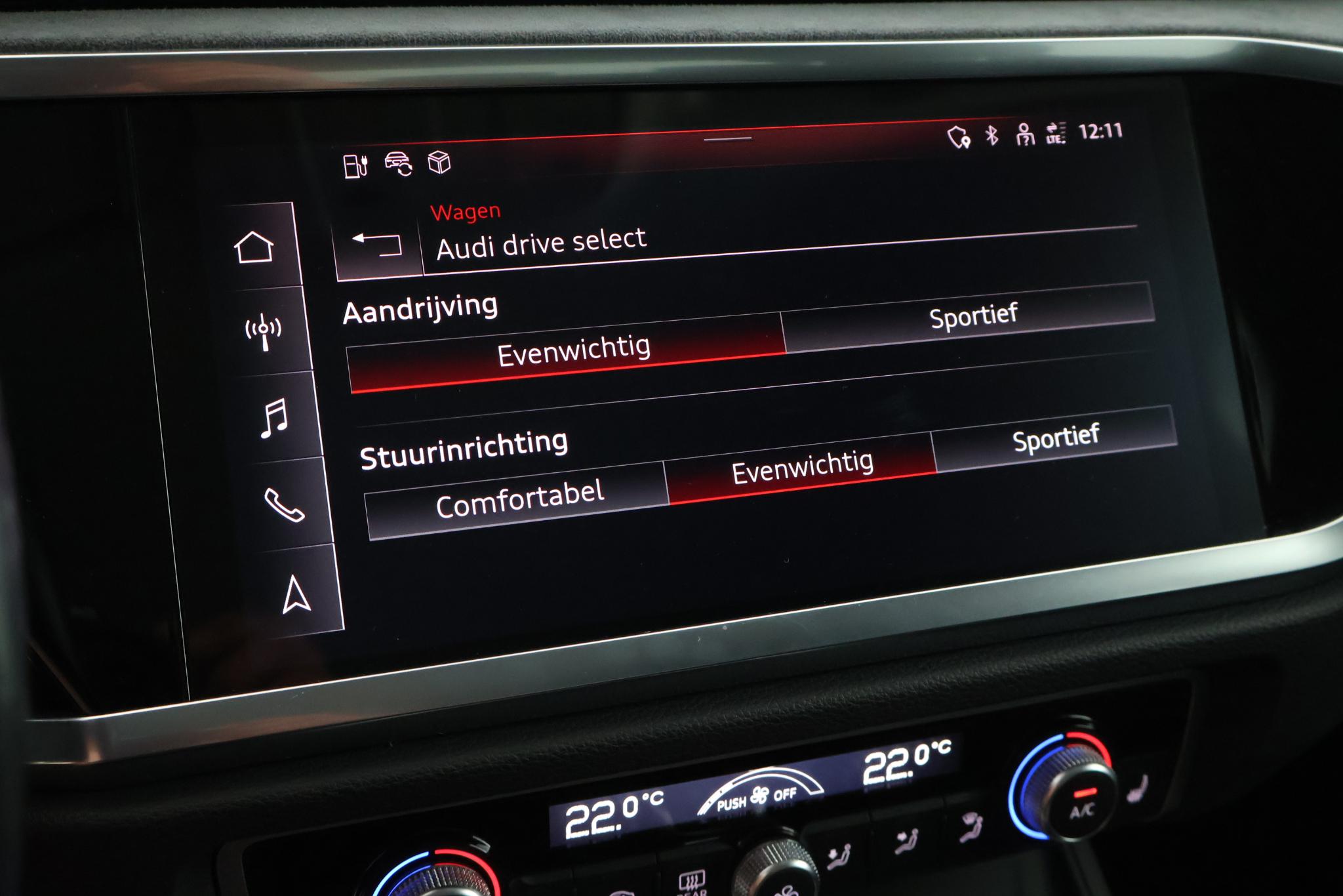 Foto van Audi Q3 E-tron