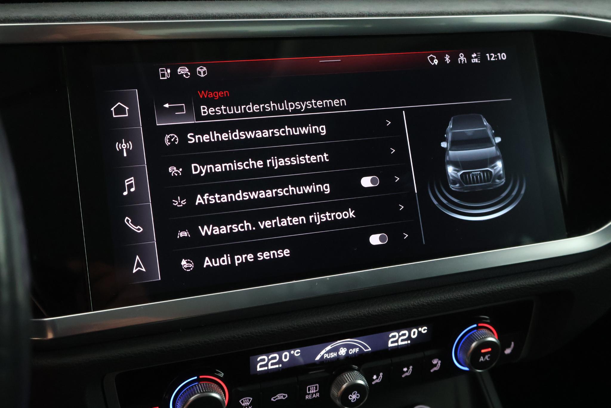 Foto van Audi Q3 E-tron