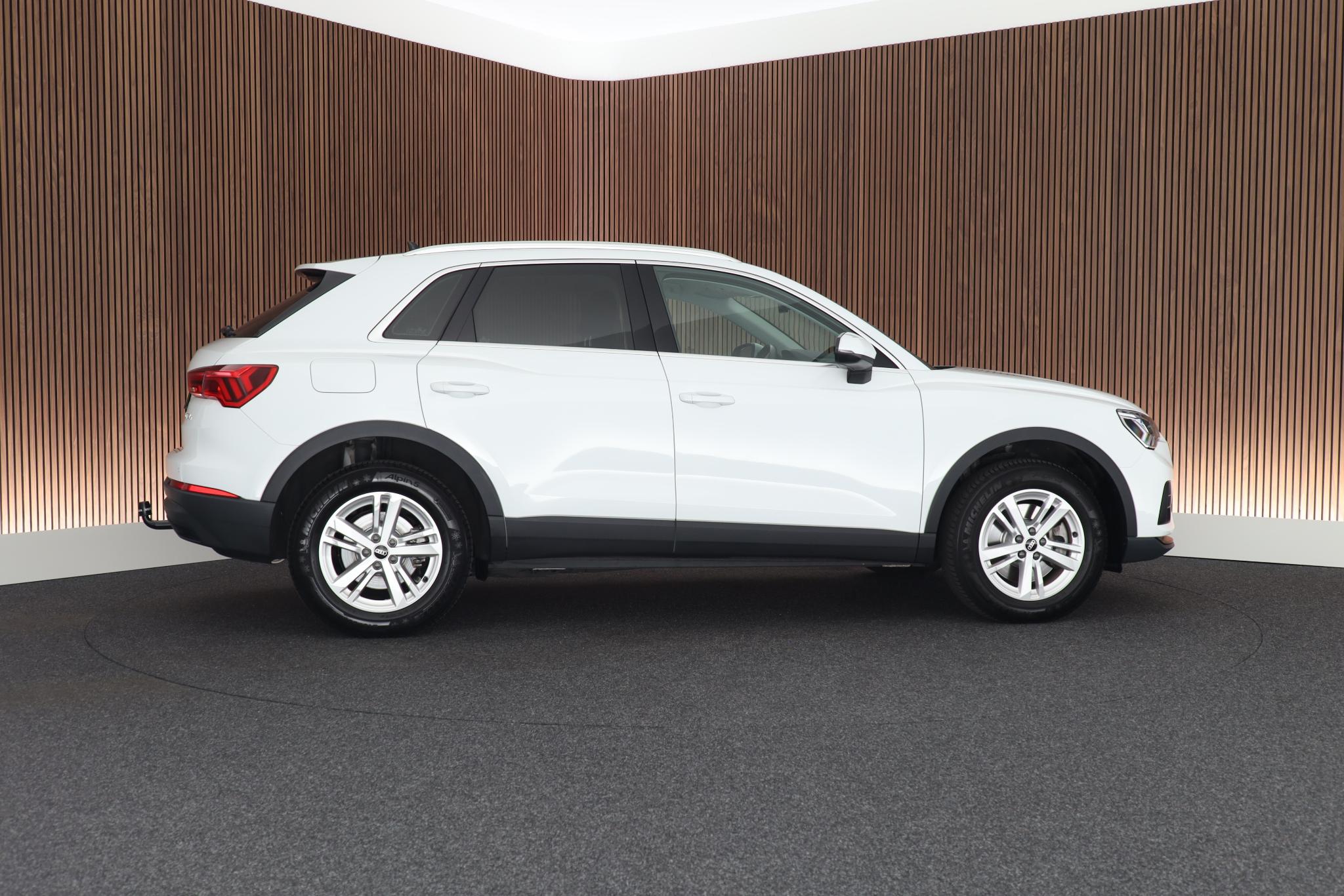 Foto van Audi Q3 E-tron
