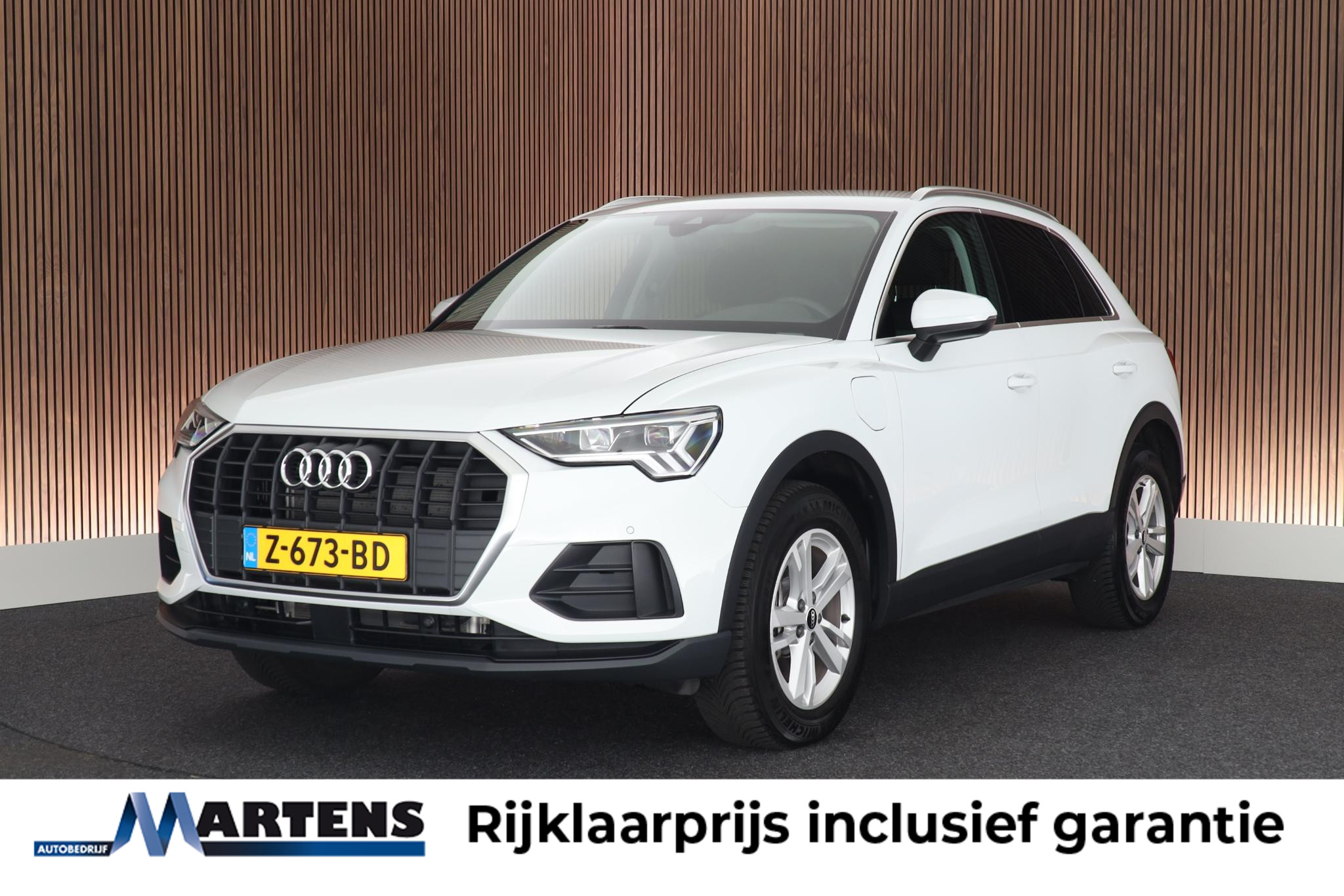 Audi Q3 E-tron 45 TFSI e 245pk S-Tronic Pro Line 2021 - voorkant