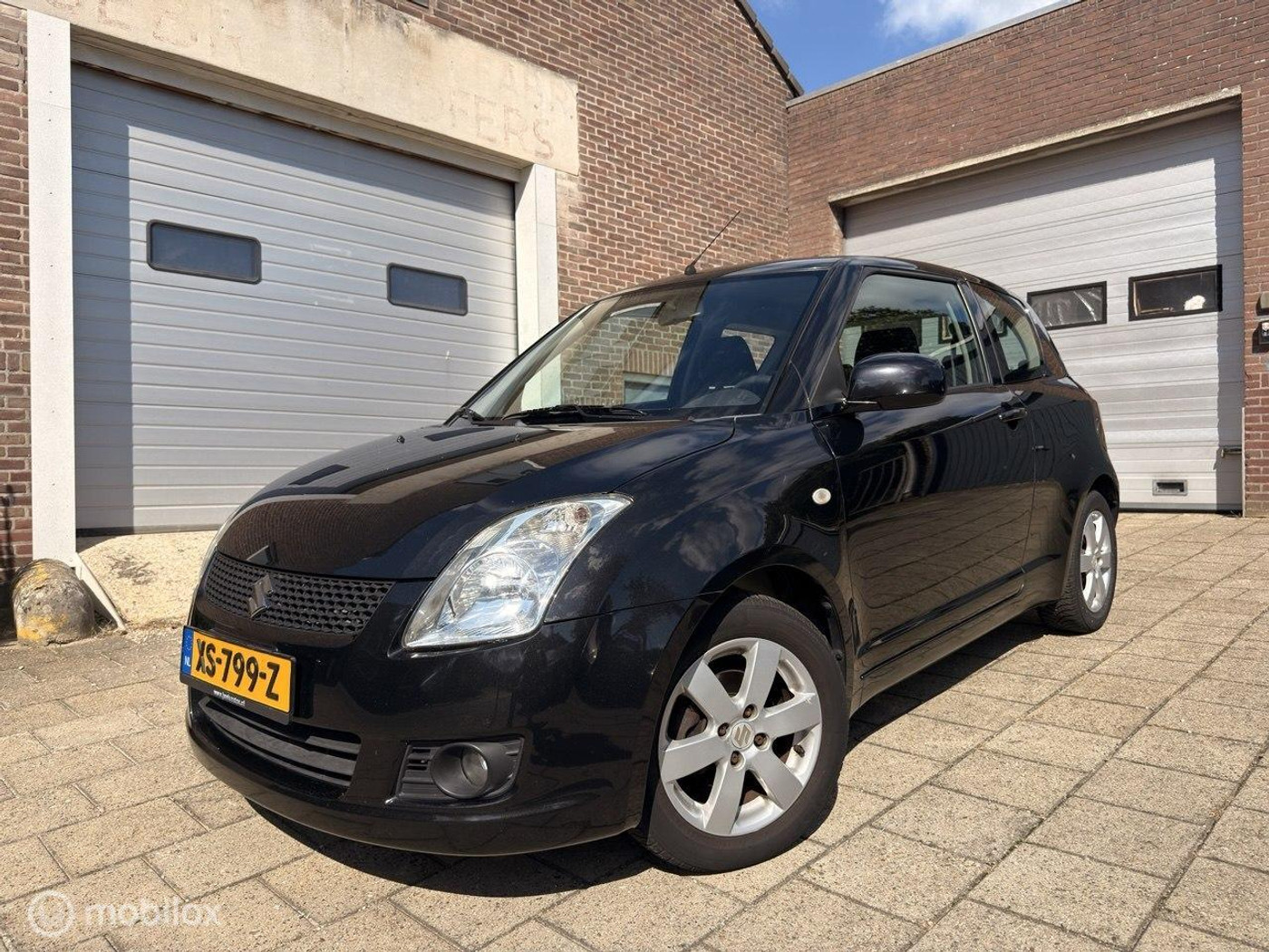 Suzuki Swift 1.3 Base 2009 - voorkant