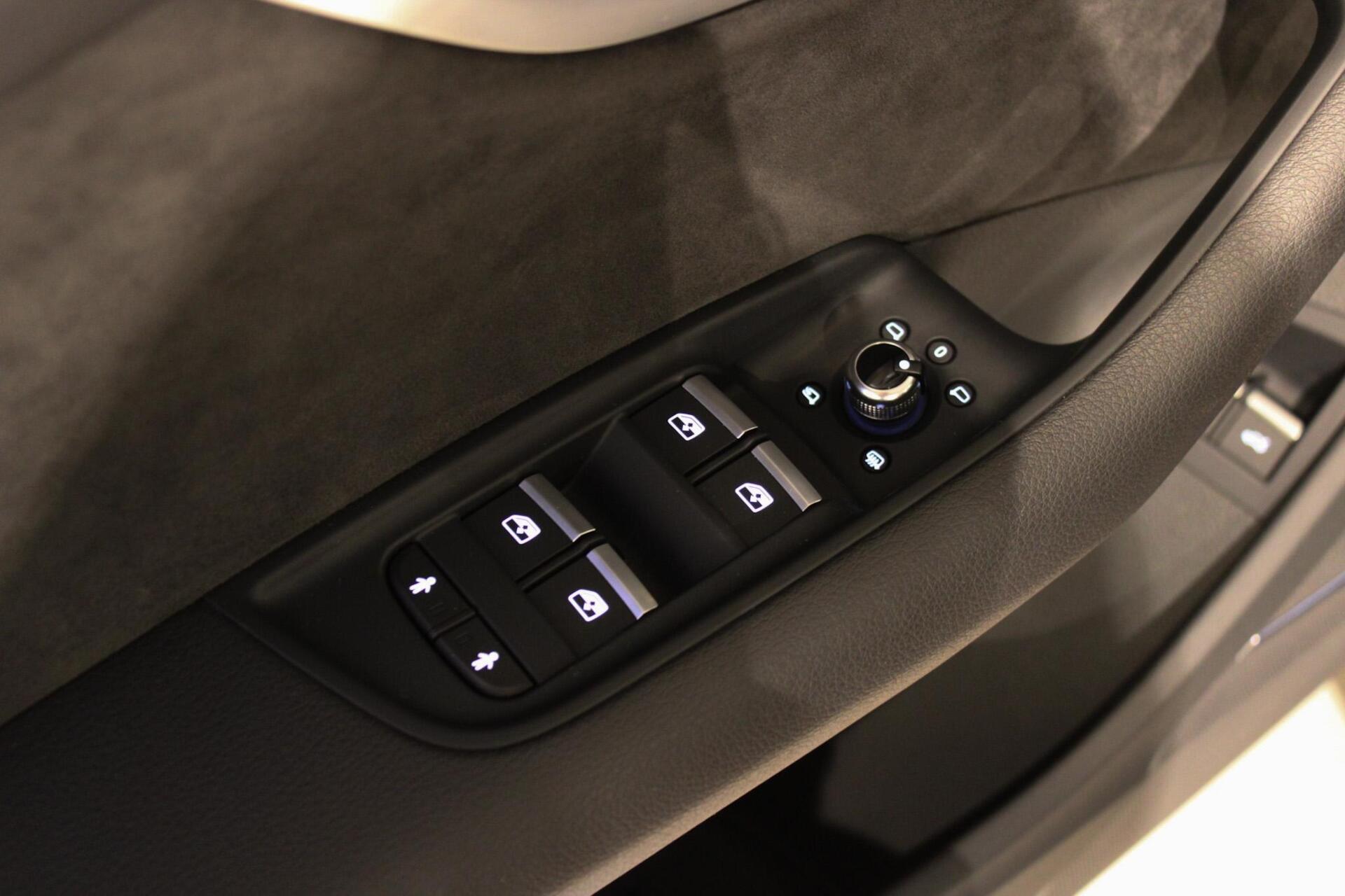 Foto van Audi Q7 55 TFSI E