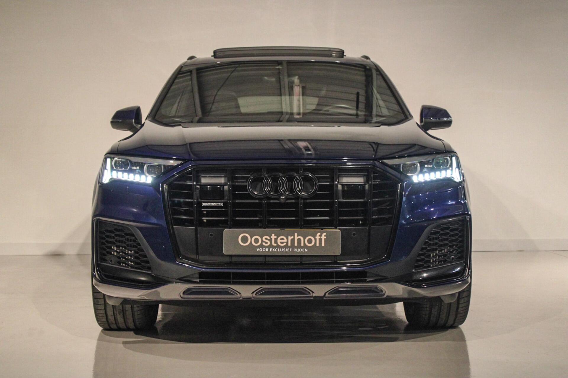 Foto van Audi Q7 55 TFSI E