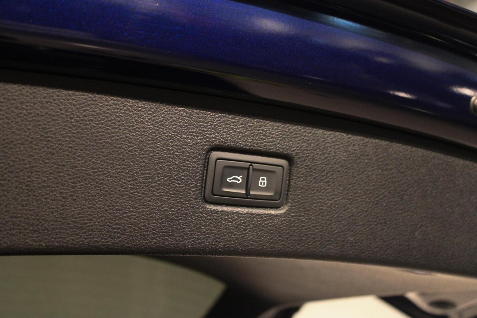 Foto van Audi Q7 55 TFSI E