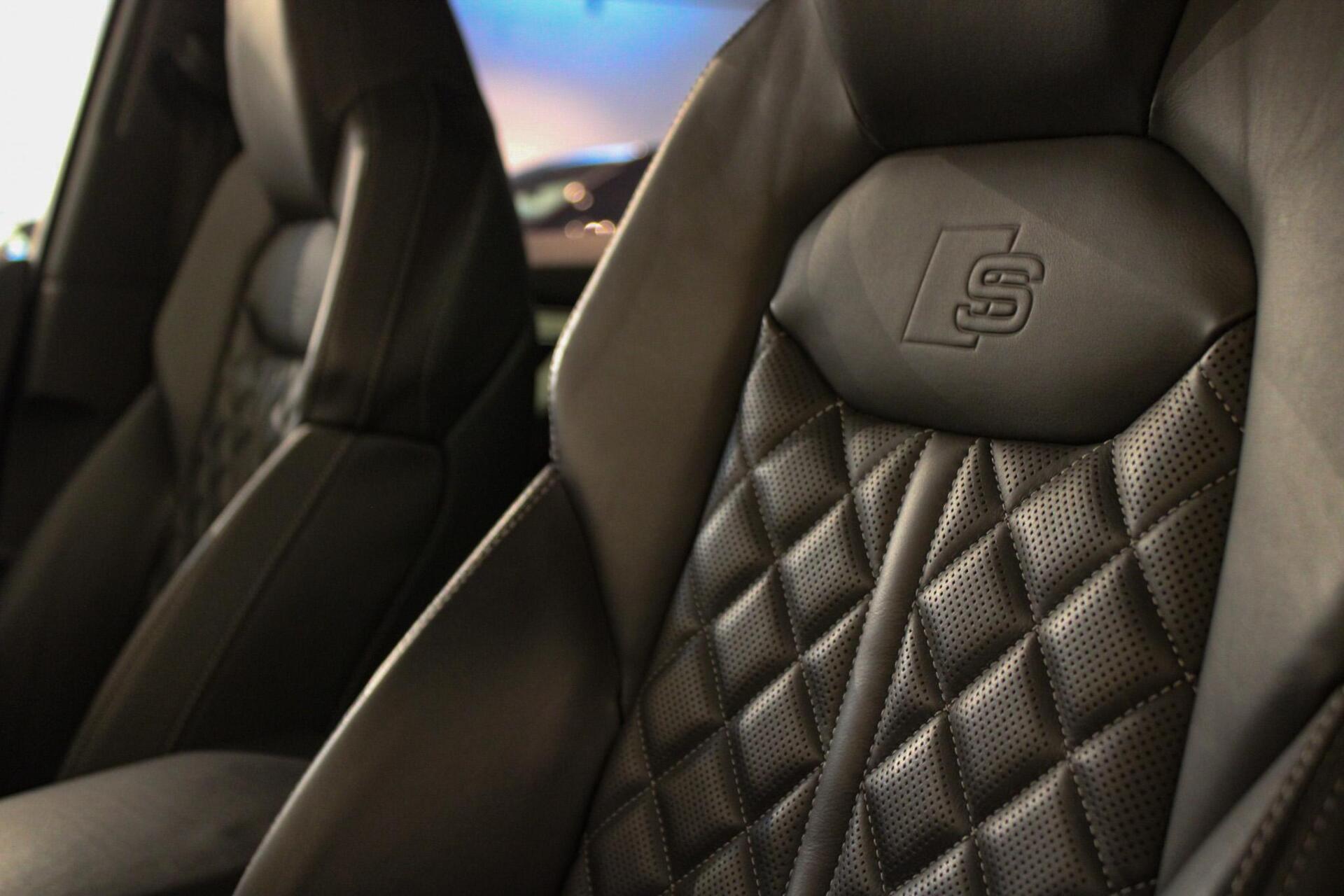 Foto van Audi Q7 55 TFSI E
