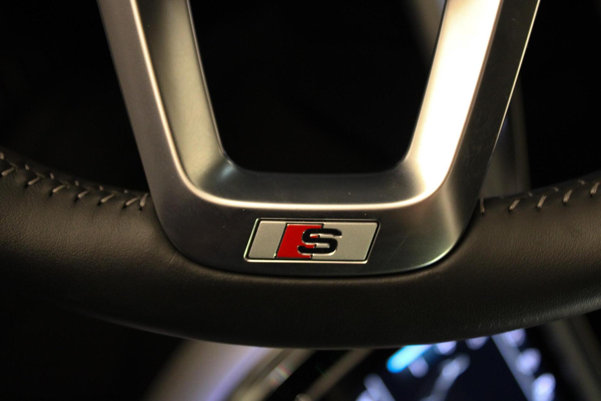 Foto van Audi Q7 55 TFSI E