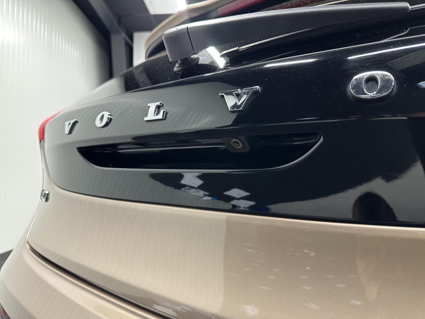 Foto van Volvo V40 Cross Country