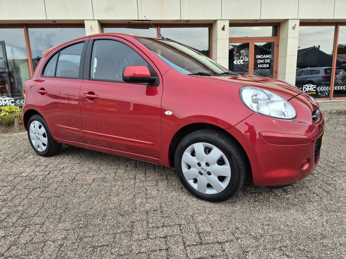 Nissan Nissan Micra 1.2 DIG-S Acenta | Airco | Stuurwielbediening | weinig kilometer 2012 - voorkant