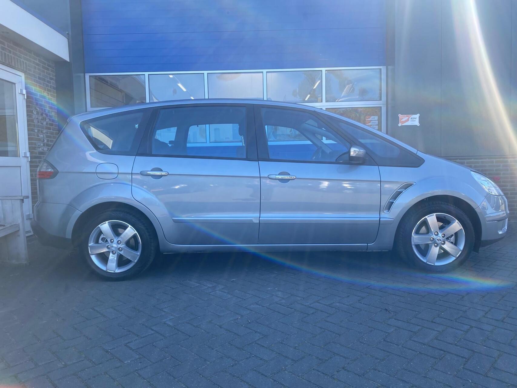 Foto van Ford S-max