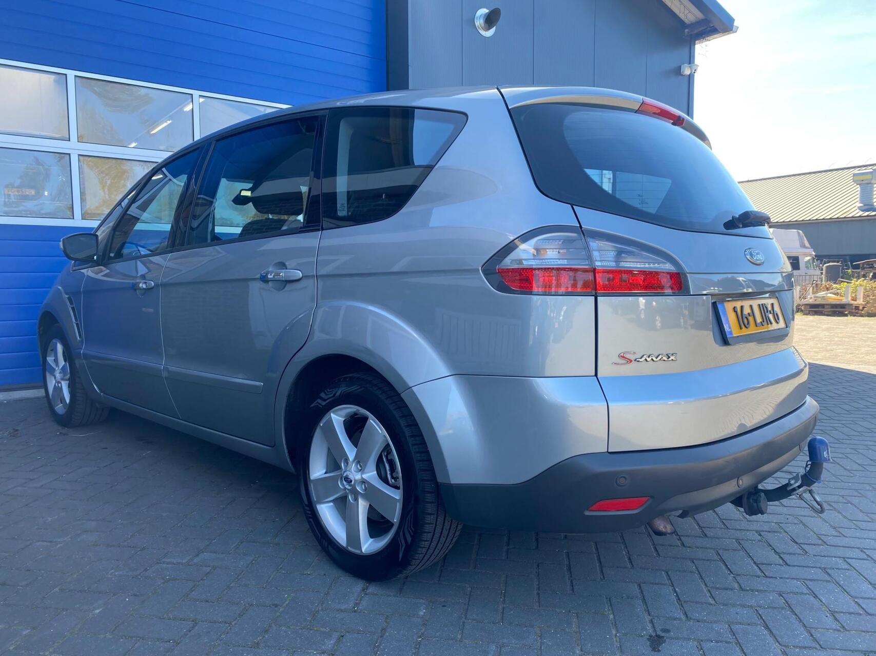 Foto van Ford S-max