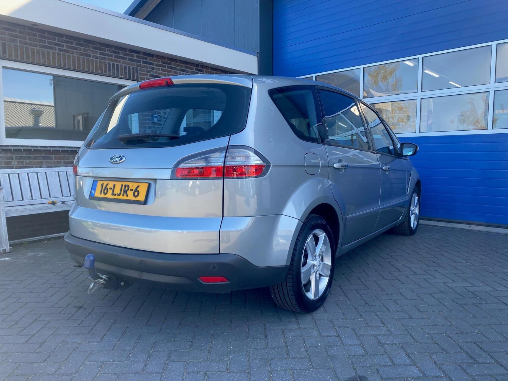 Foto van Ford S-max
