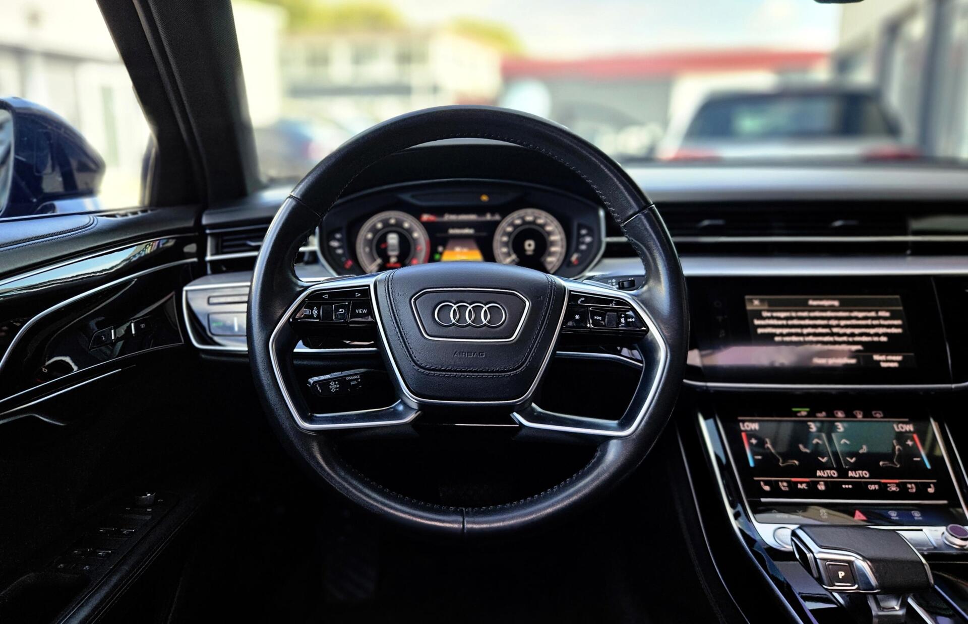 Foto van Audi A8