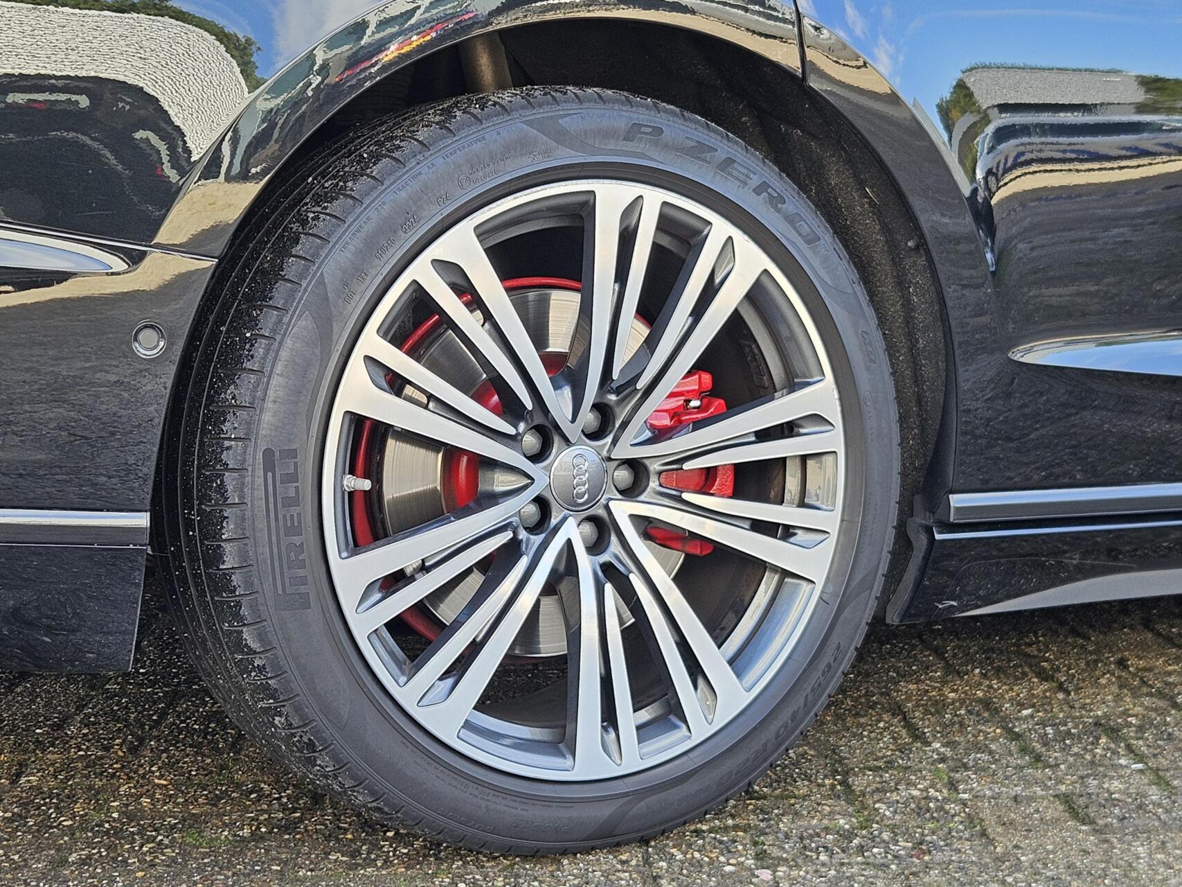 Foto van Audi A8