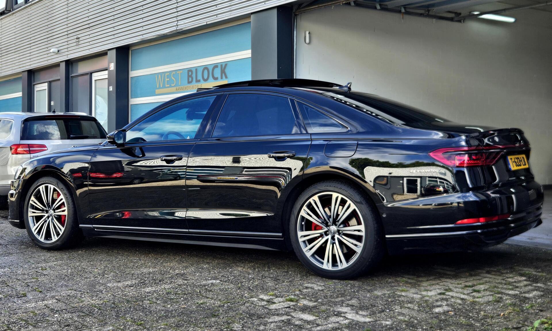 Foto van Audi A8