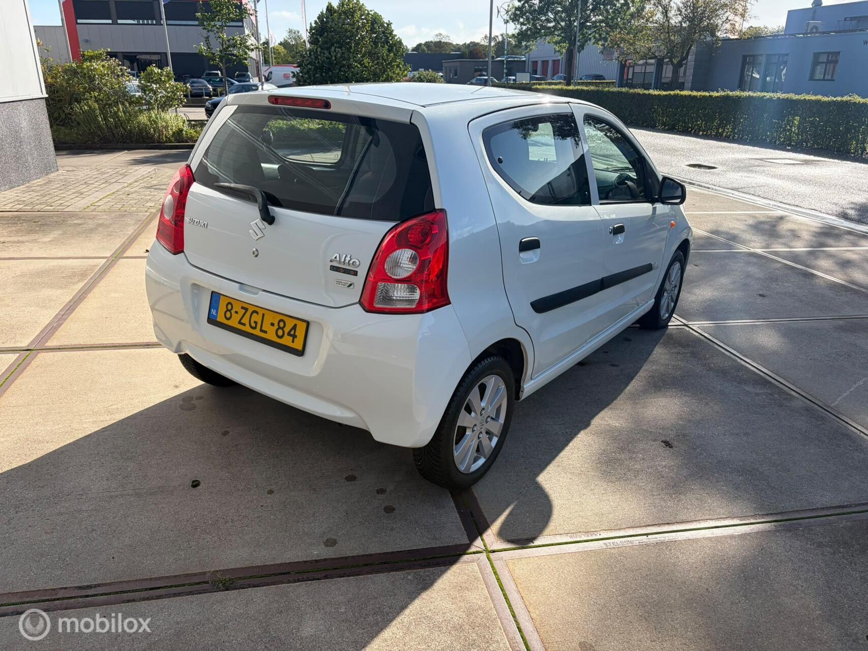 Foto van Suzuki Alto
