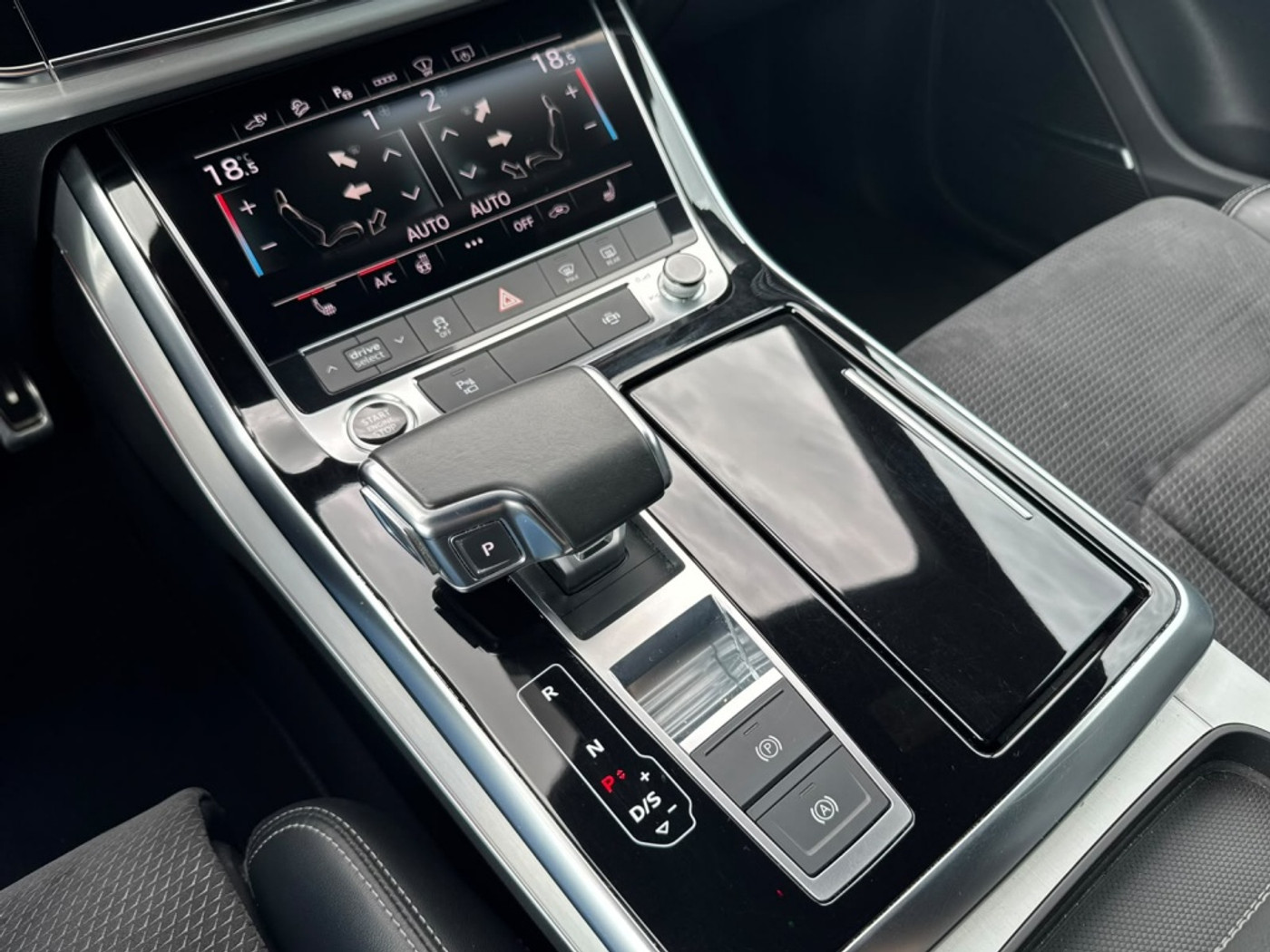 Foto van Audi Q8 55 TFSI E