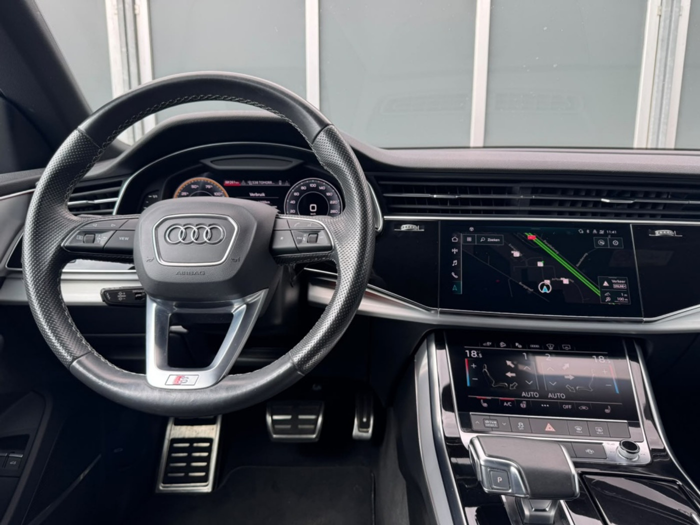 Foto van Audi Q8 55 TFSI E