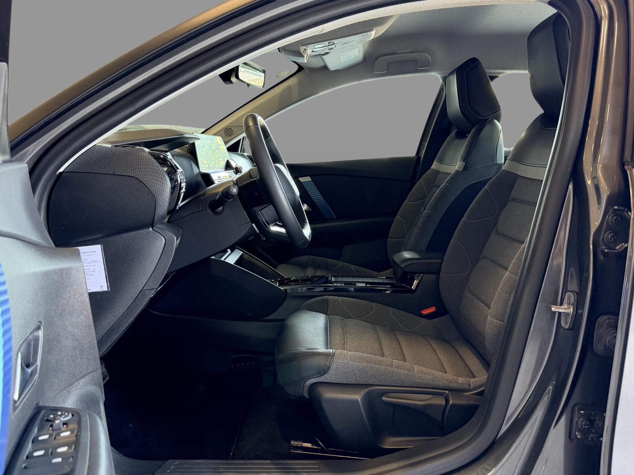 Foto van Citroen E-c4