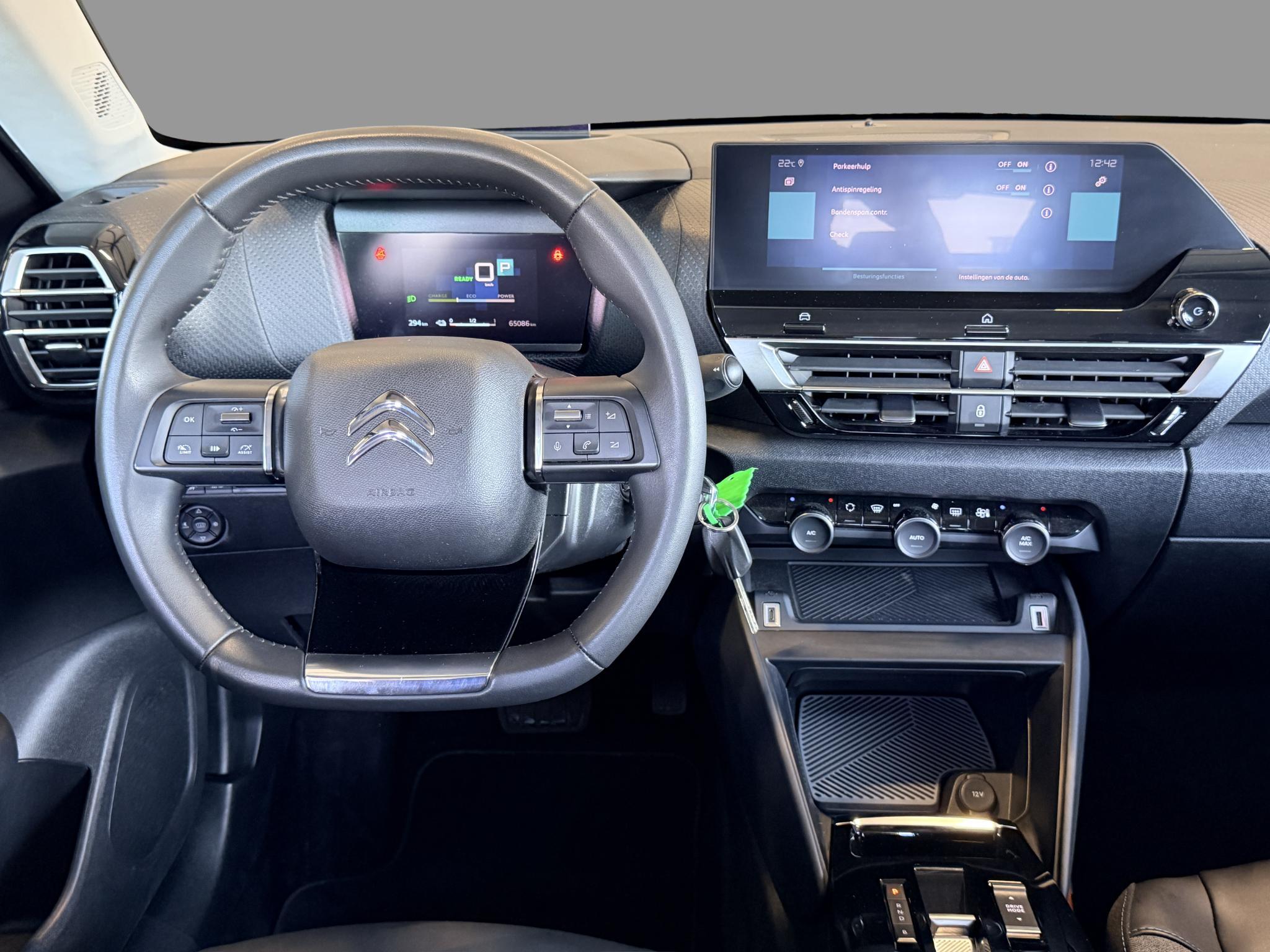 Foto van Citroen E-c4