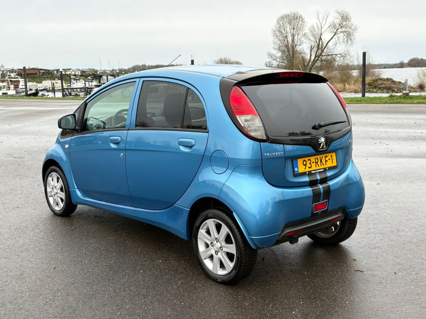 Foto van Peugeot Ion