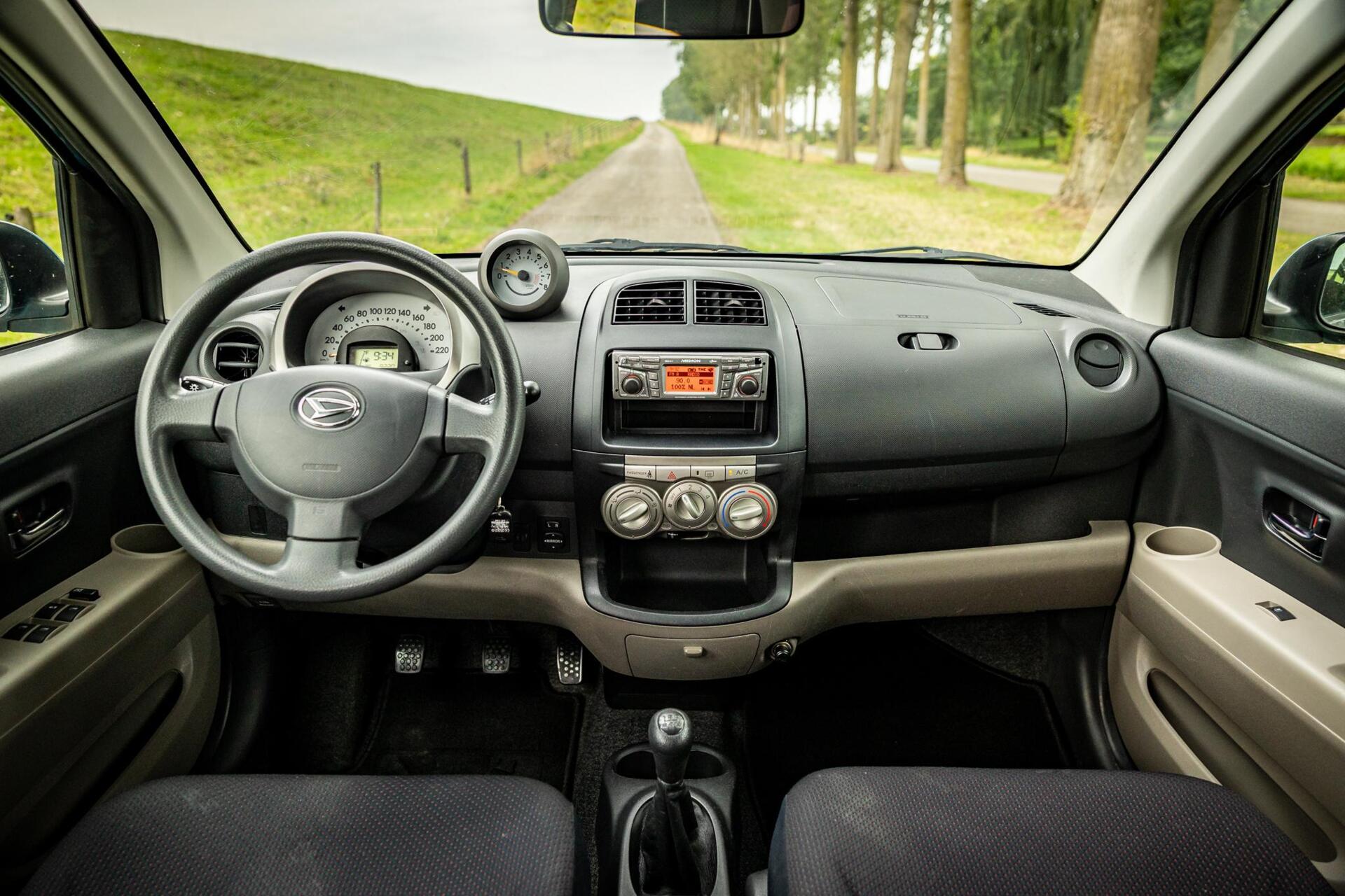Foto van Daihatsu Sirion