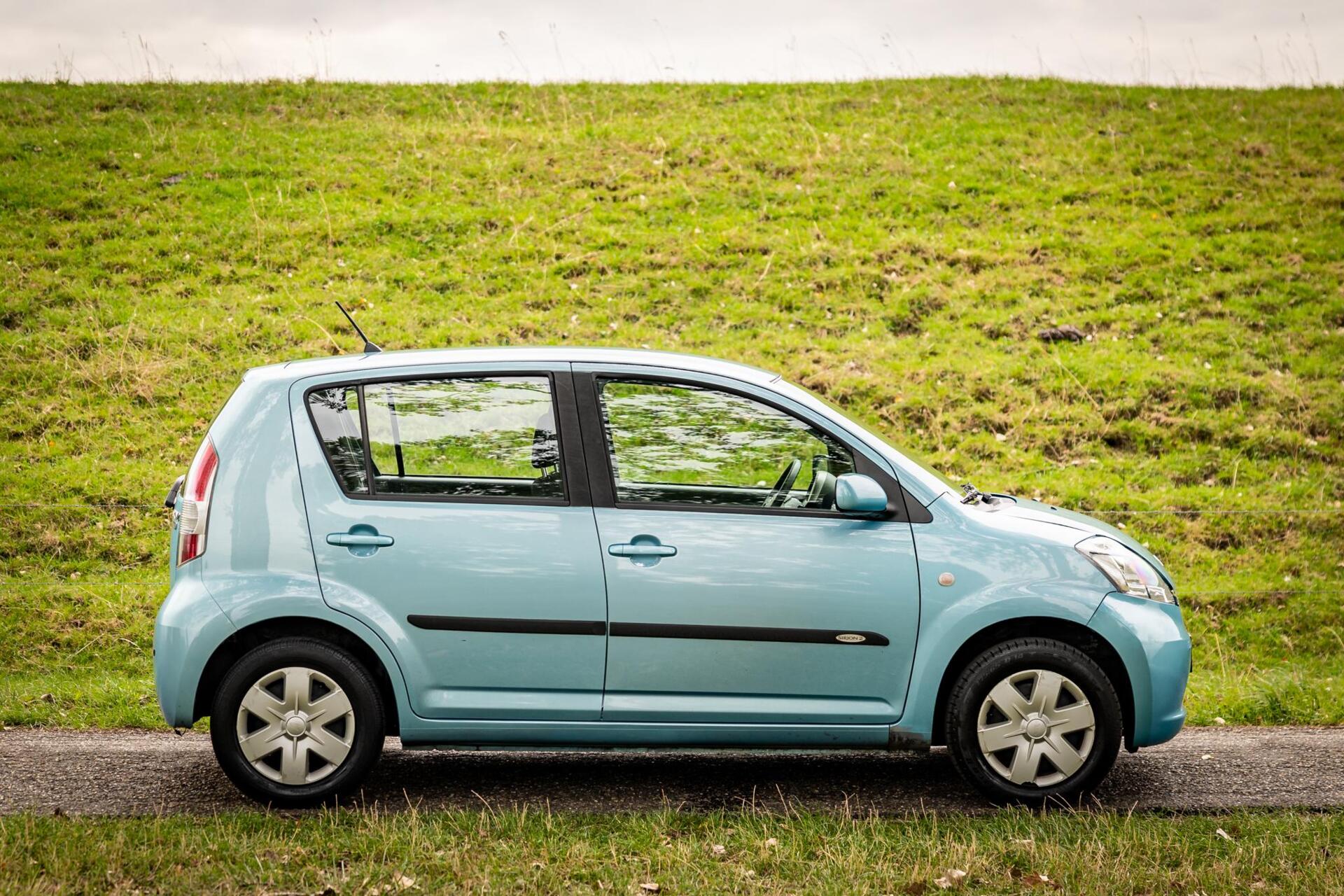 Foto van Daihatsu Sirion