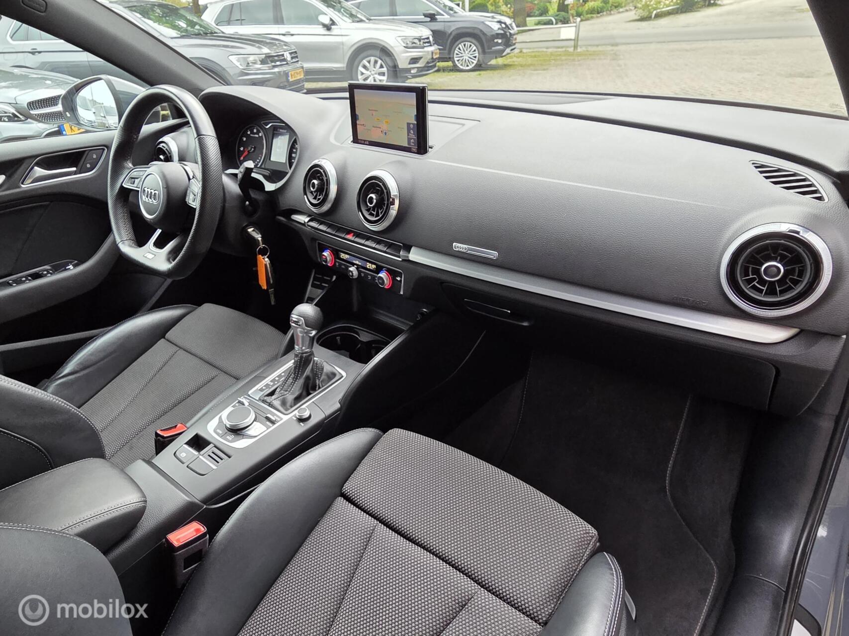 Foto van Audi A3 Limousine
