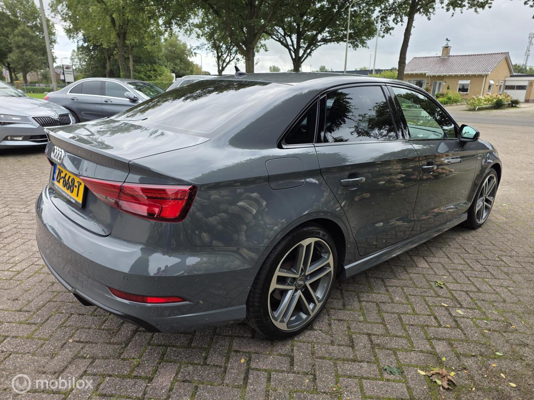 Foto van Audi A3 Limousine