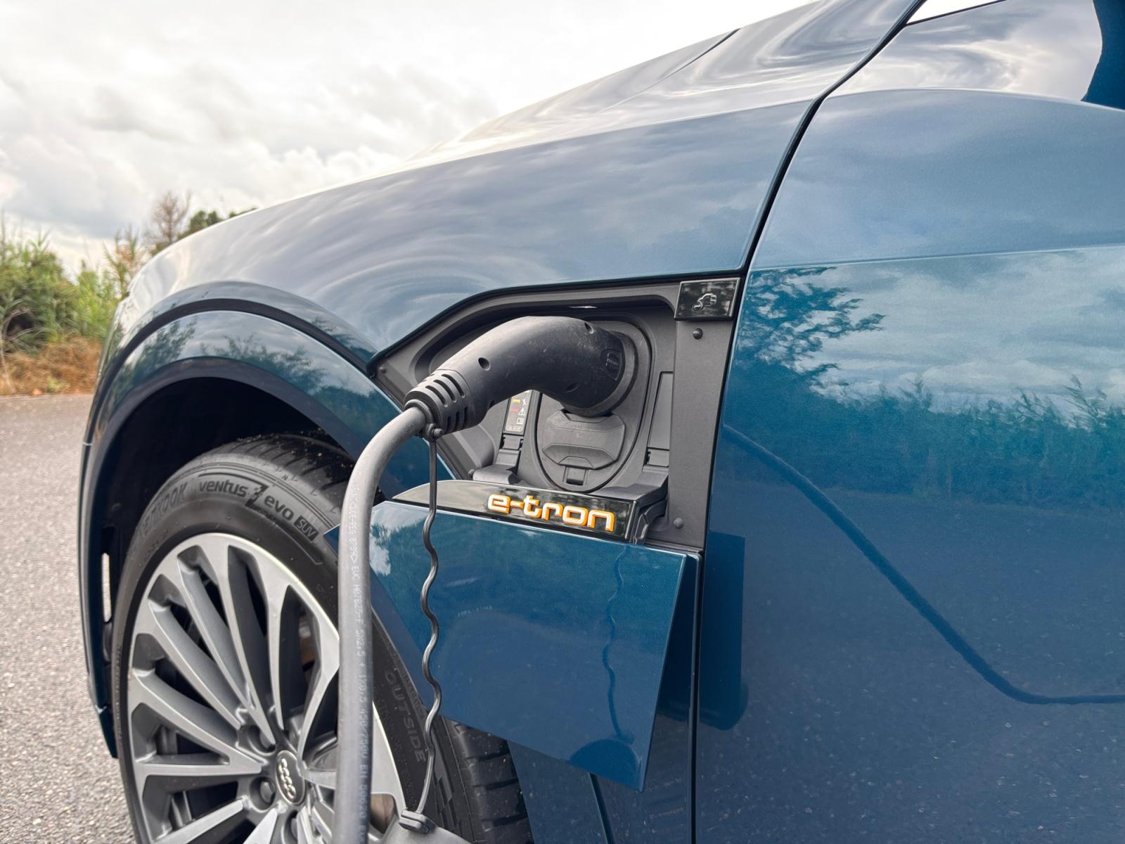 Foto van Audi Audi E-tron