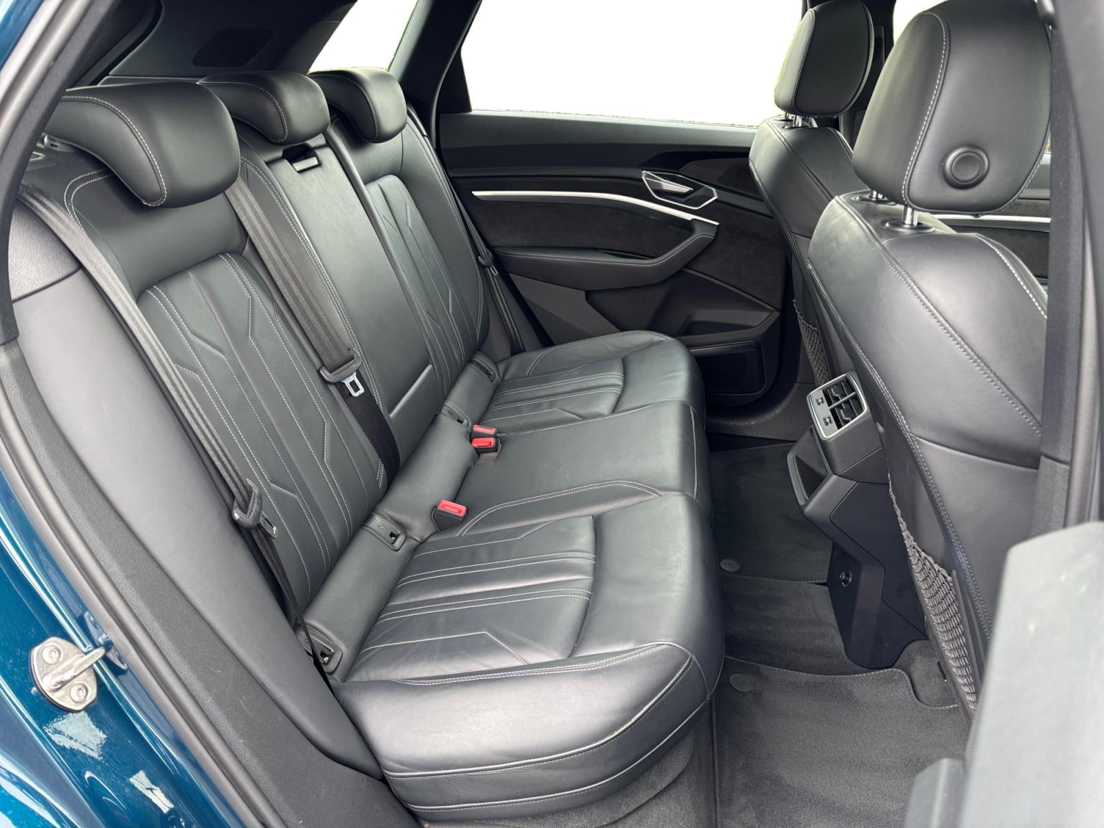 Foto van Audi Audi E-tron