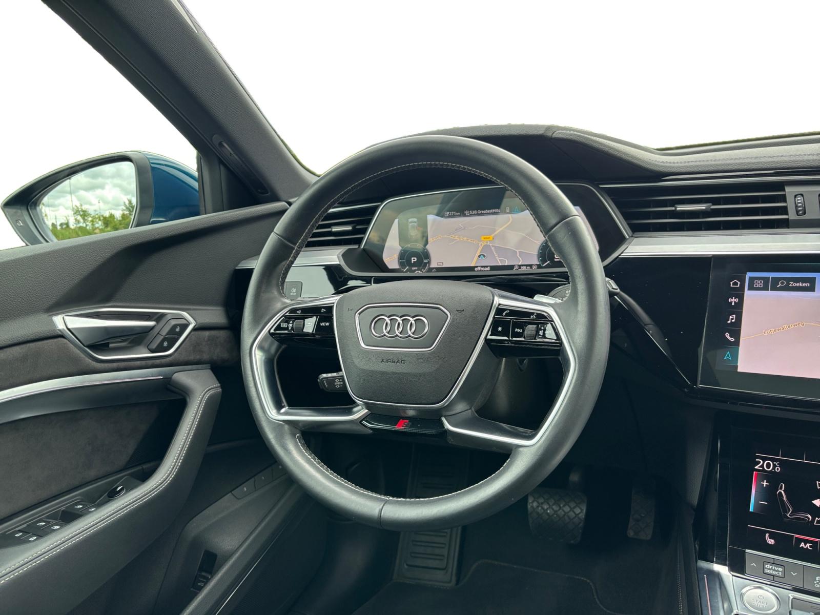 Foto van Audi Audi E-tron