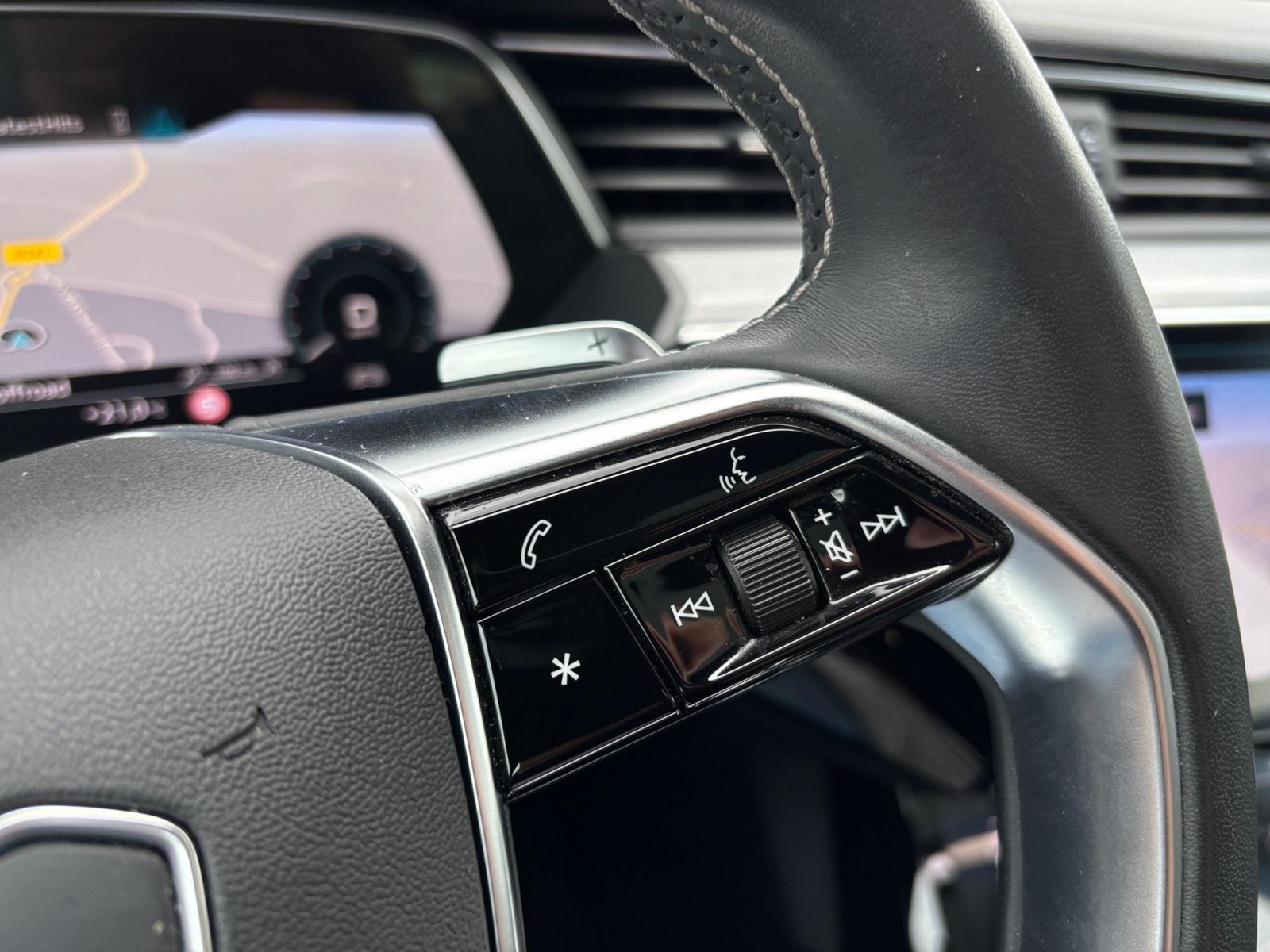 Foto van Audi Audi E-tron
