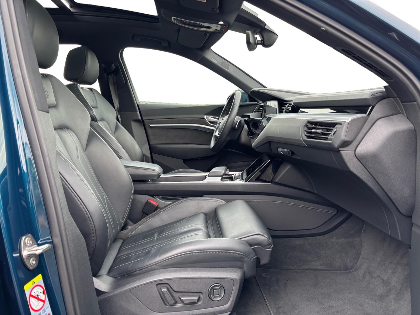 Foto van Audi Audi E-tron