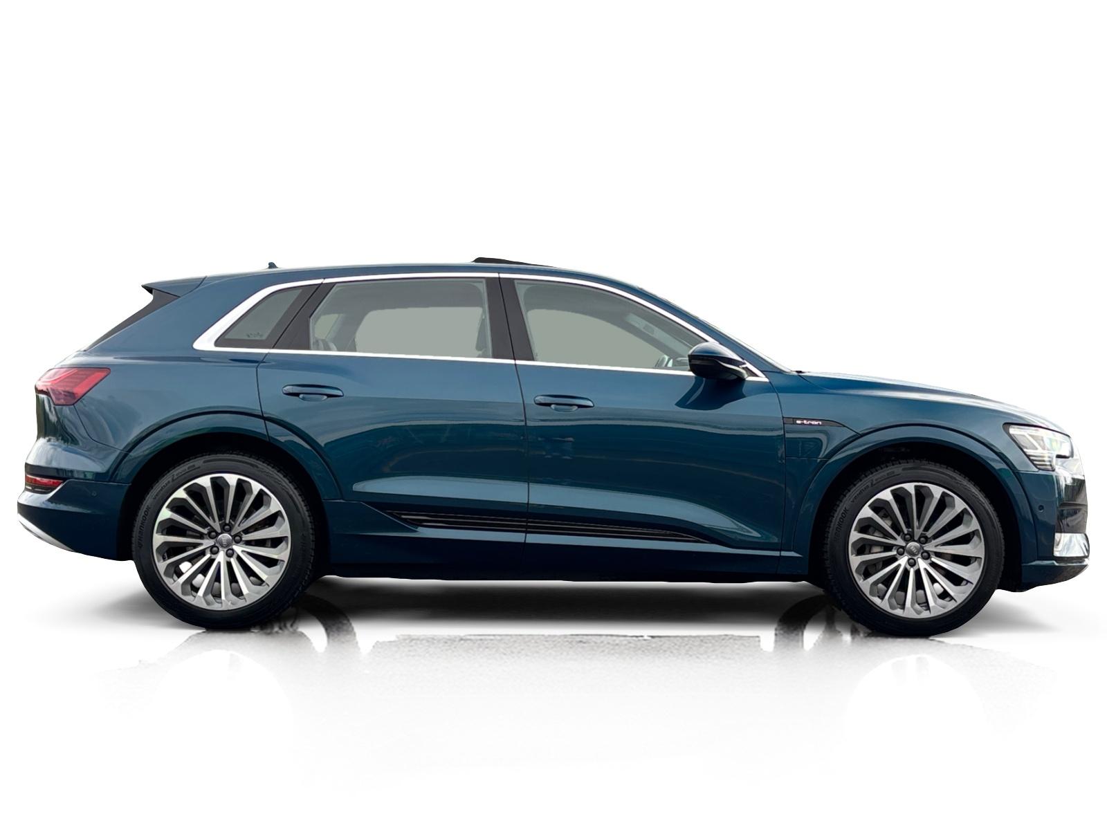 Foto van Audi Audi E-tron