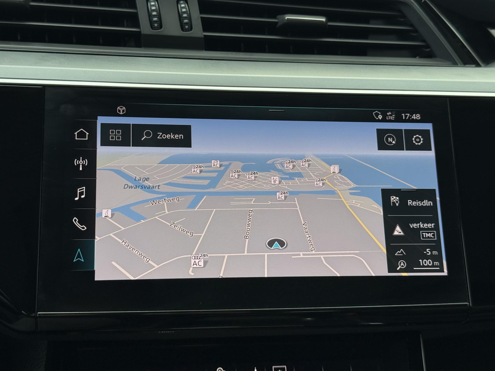 Foto van Audi E-tron 50