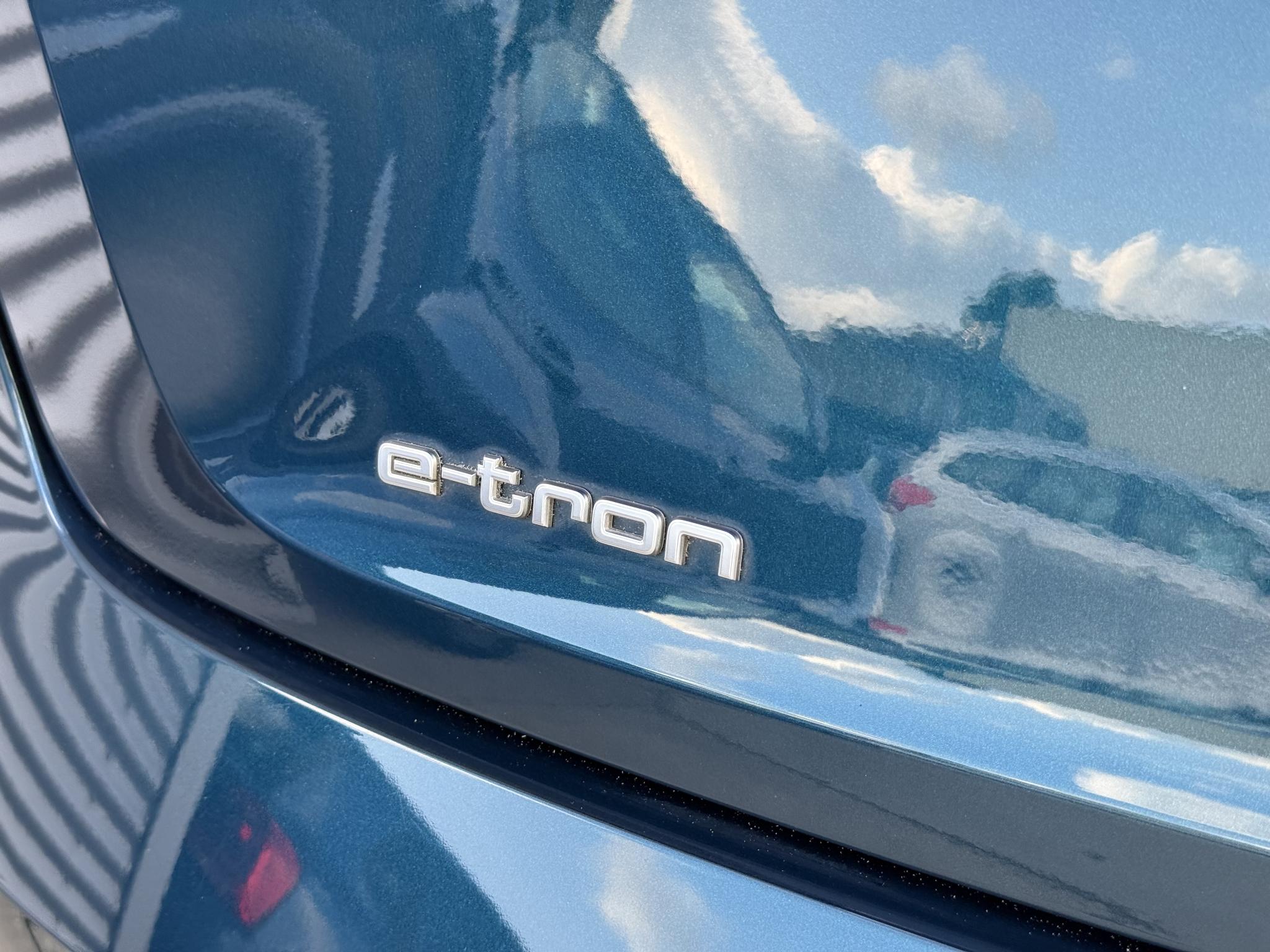 Foto van Audi E-tron 50