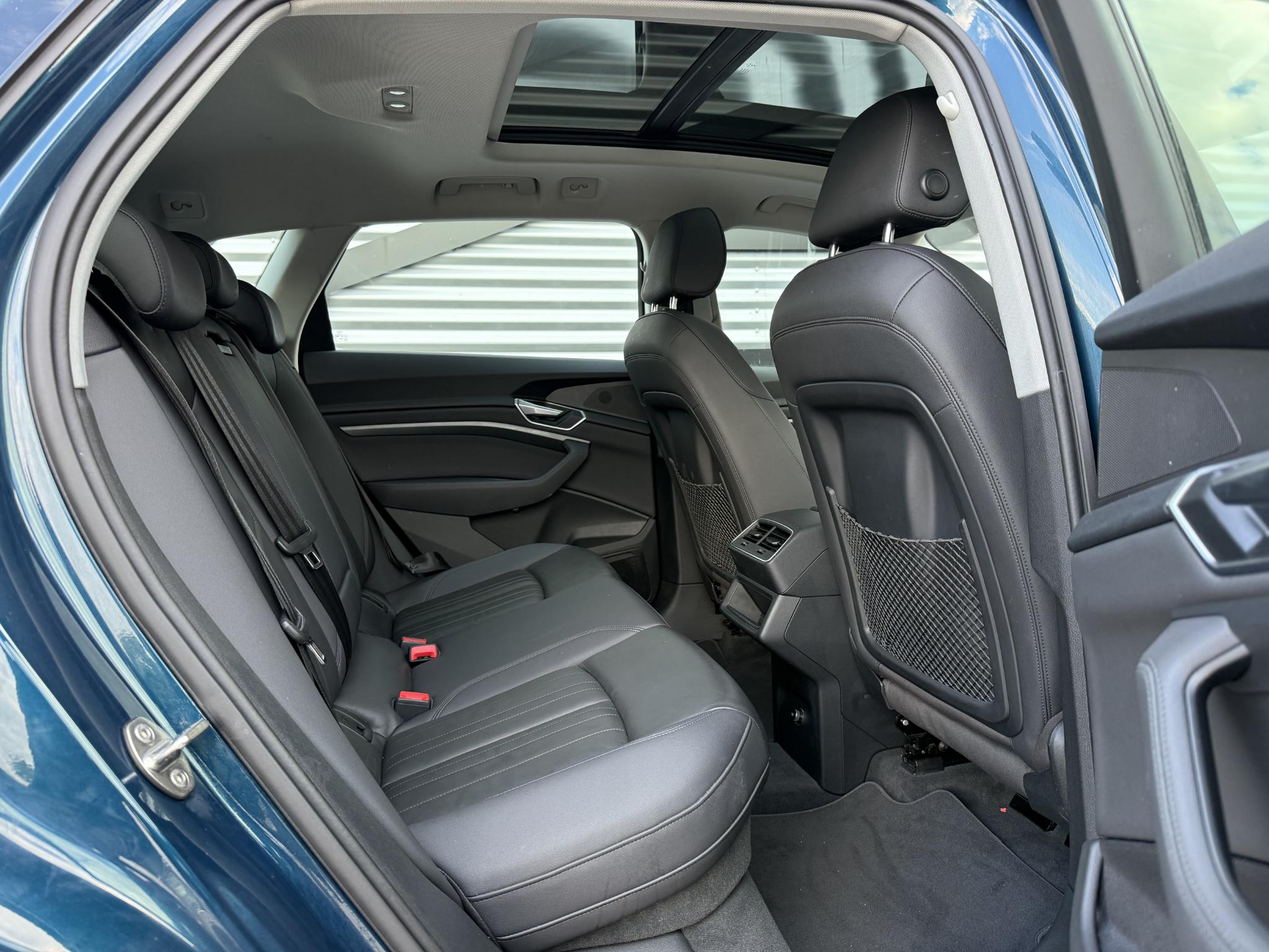 Foto van Audi E-tron 50