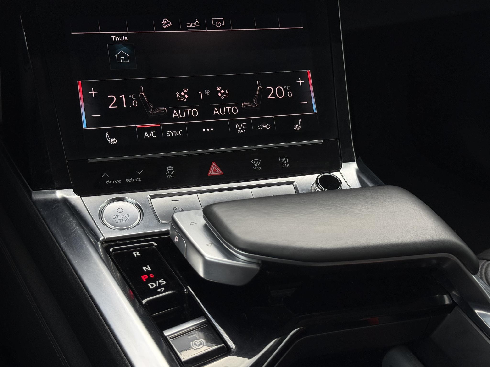 Foto van Audi E-tron 50
